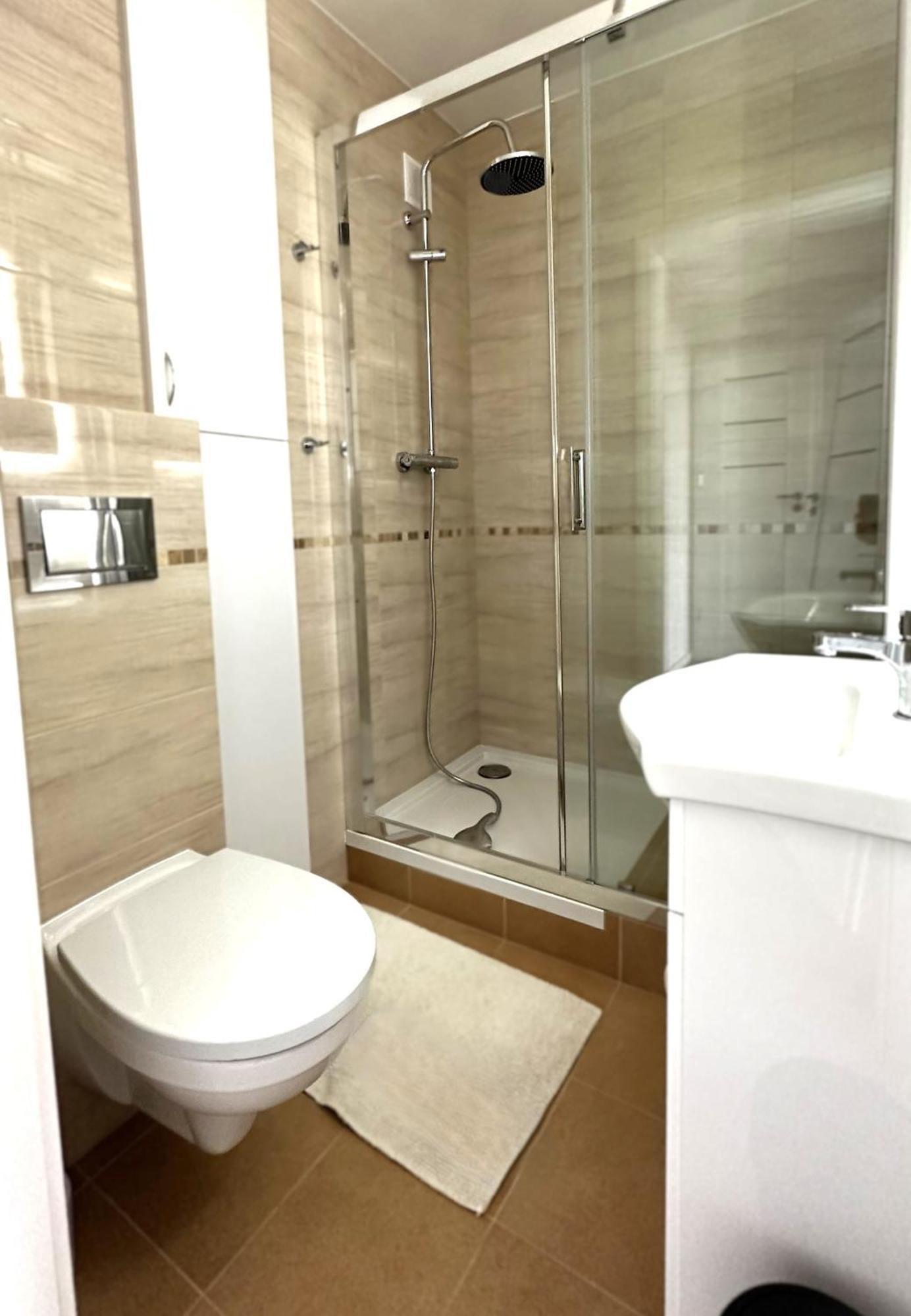 Apartment Jagiellonska 10b *