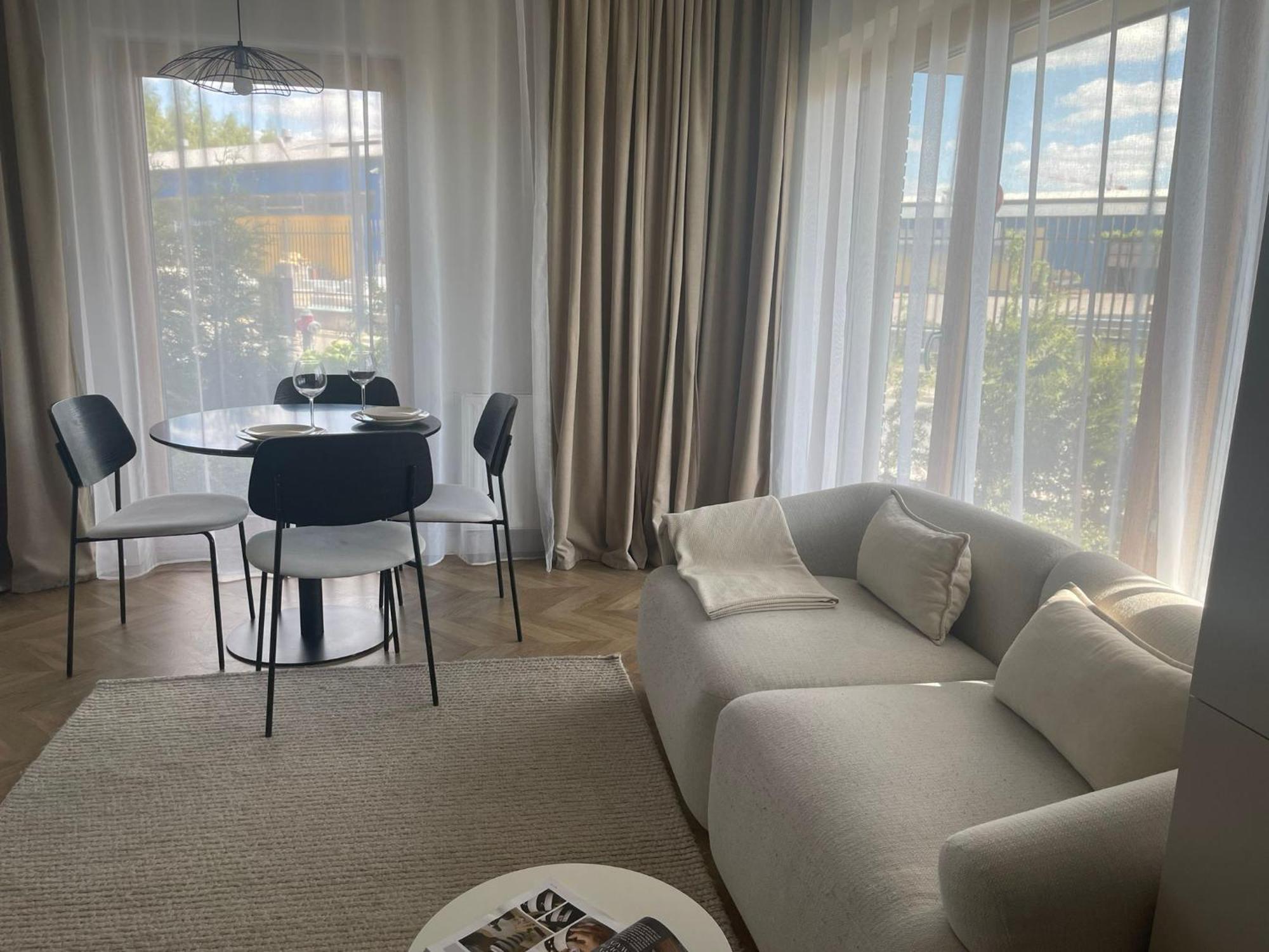 Exclusive By Moderna Profit Apartment *
