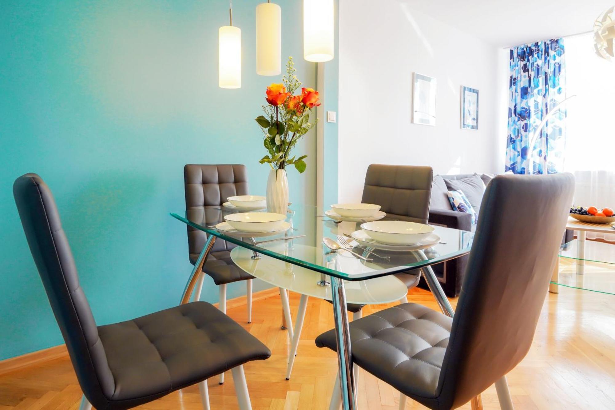 Apartment Almanak Rp7 *