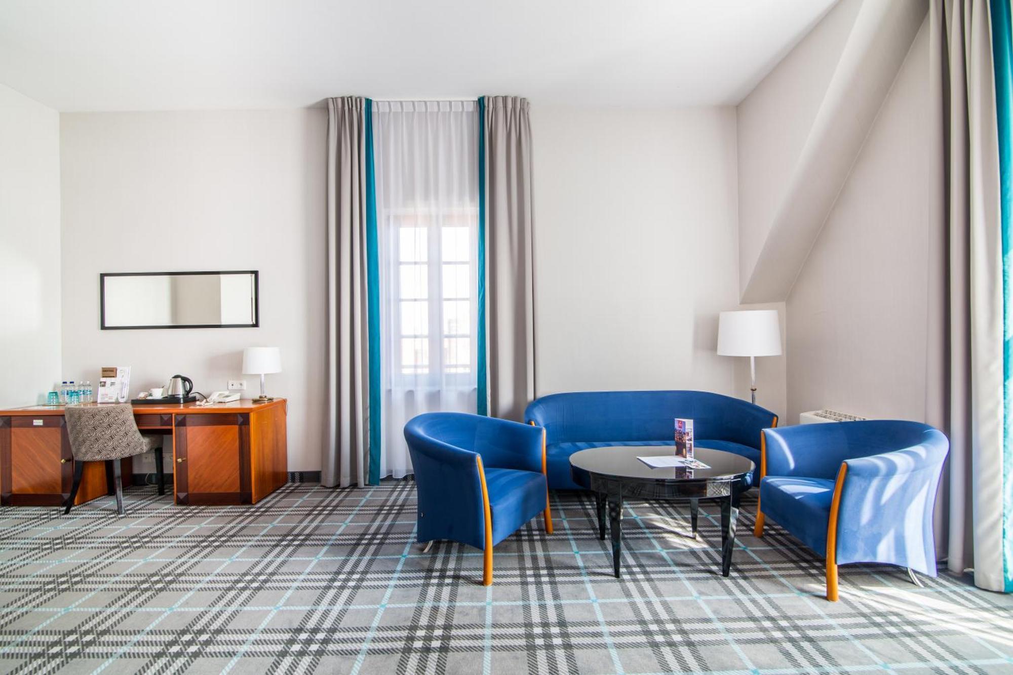 Hanza Hotel