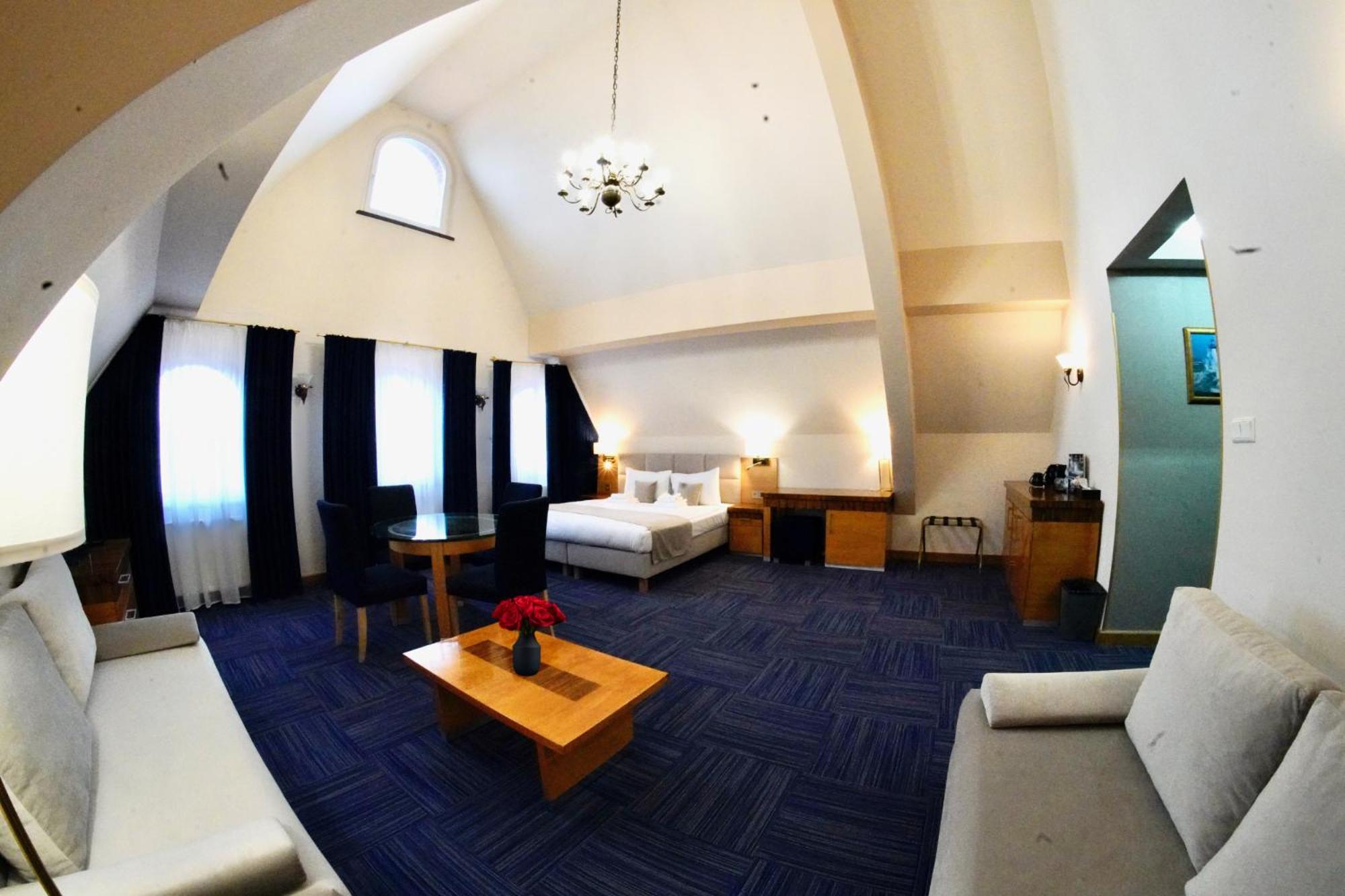 Hotell Jess Krolewski Old Town 3*