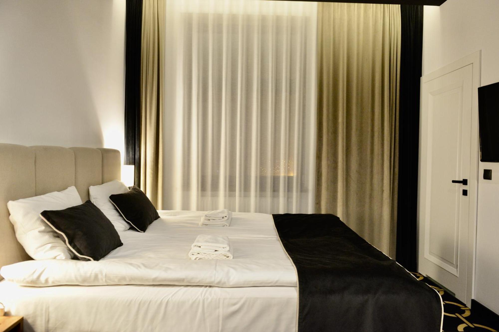 Jess Krolewski Old Town Hotell