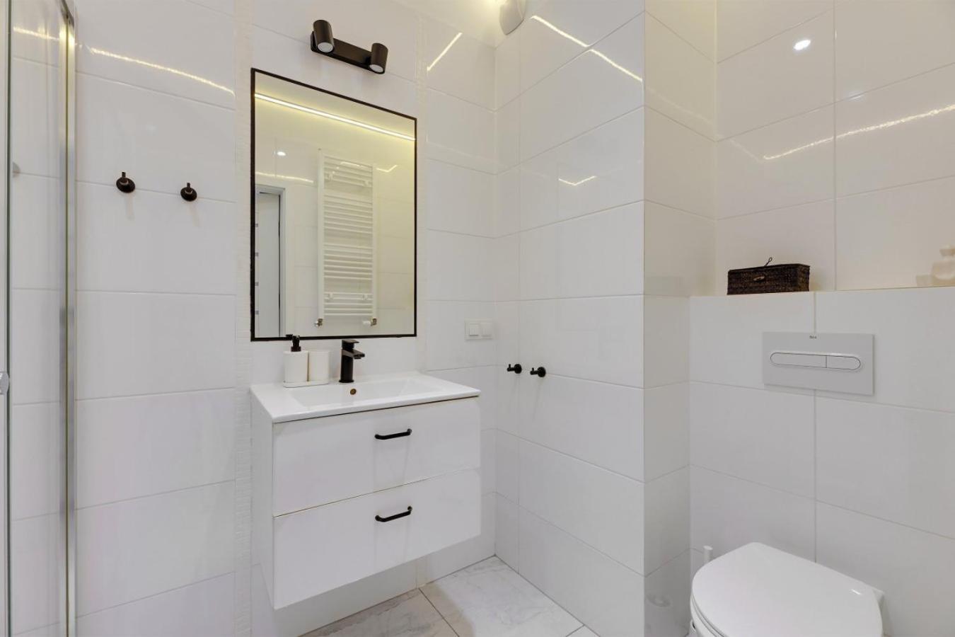 Apartment Nowa Motlawa Spa, Pool, Gym & Parking By Downtown Gdansk