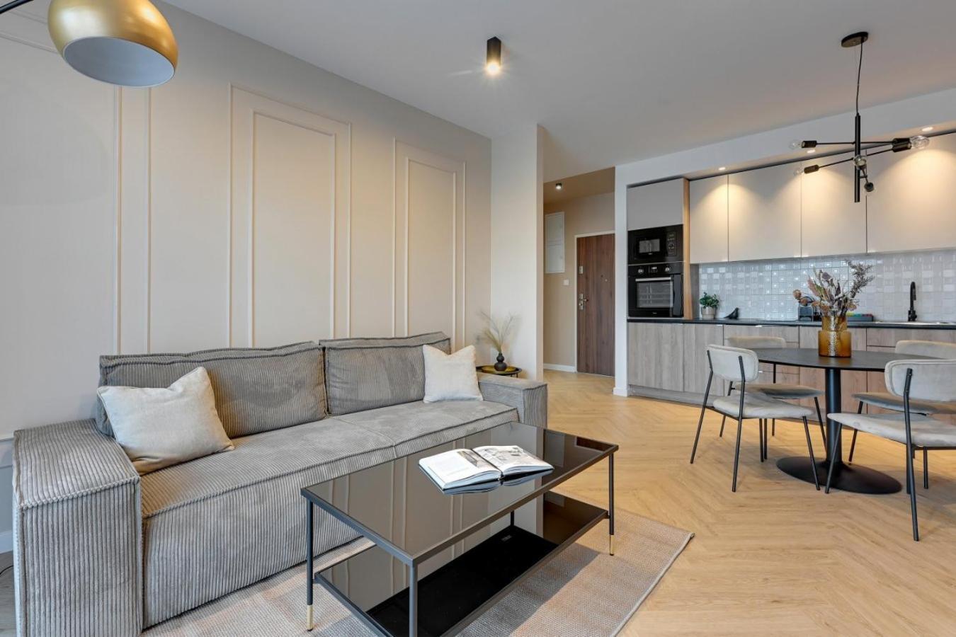 Apartment Nowa Motlawa Spa, Pool, Gym & Parking By Downtown