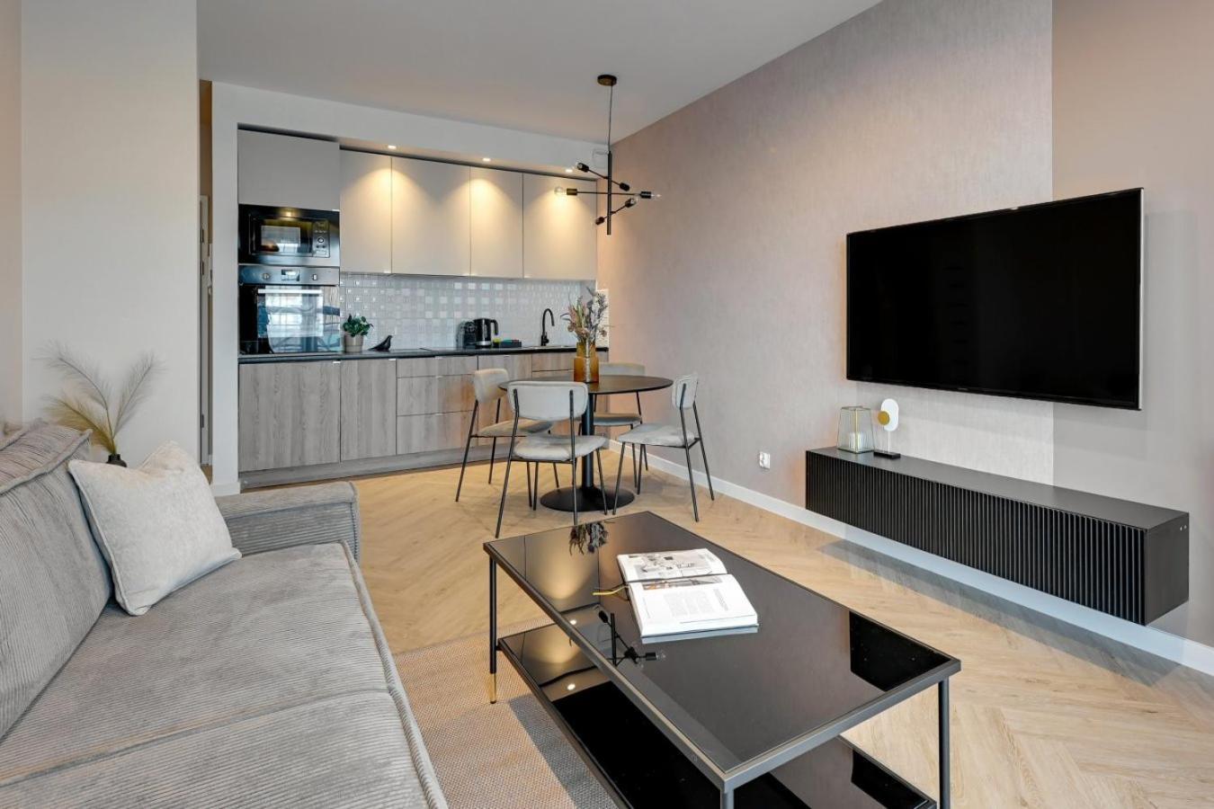 Nowa Motlawa Spa, Pool, Gym & Parking By Downtown Gdansk