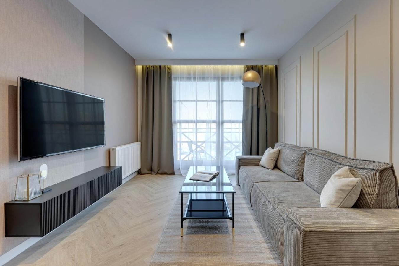 Nowa Motlawa Spa, Pool, Gym & Parking By Downtown