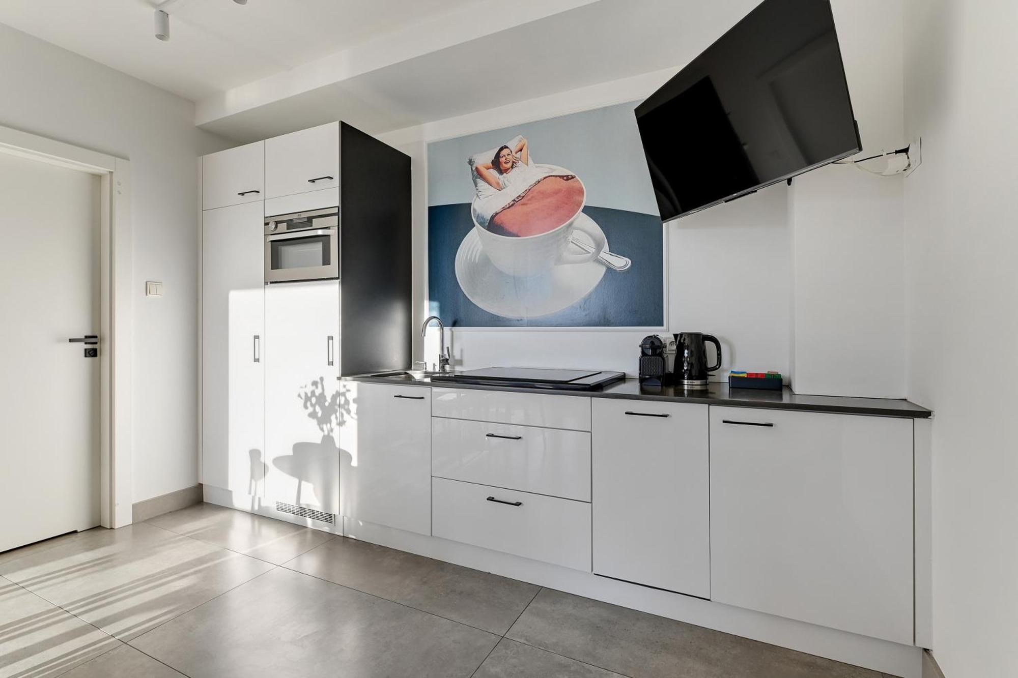 Aura - Riverside & Parking By Downtown Apartment *