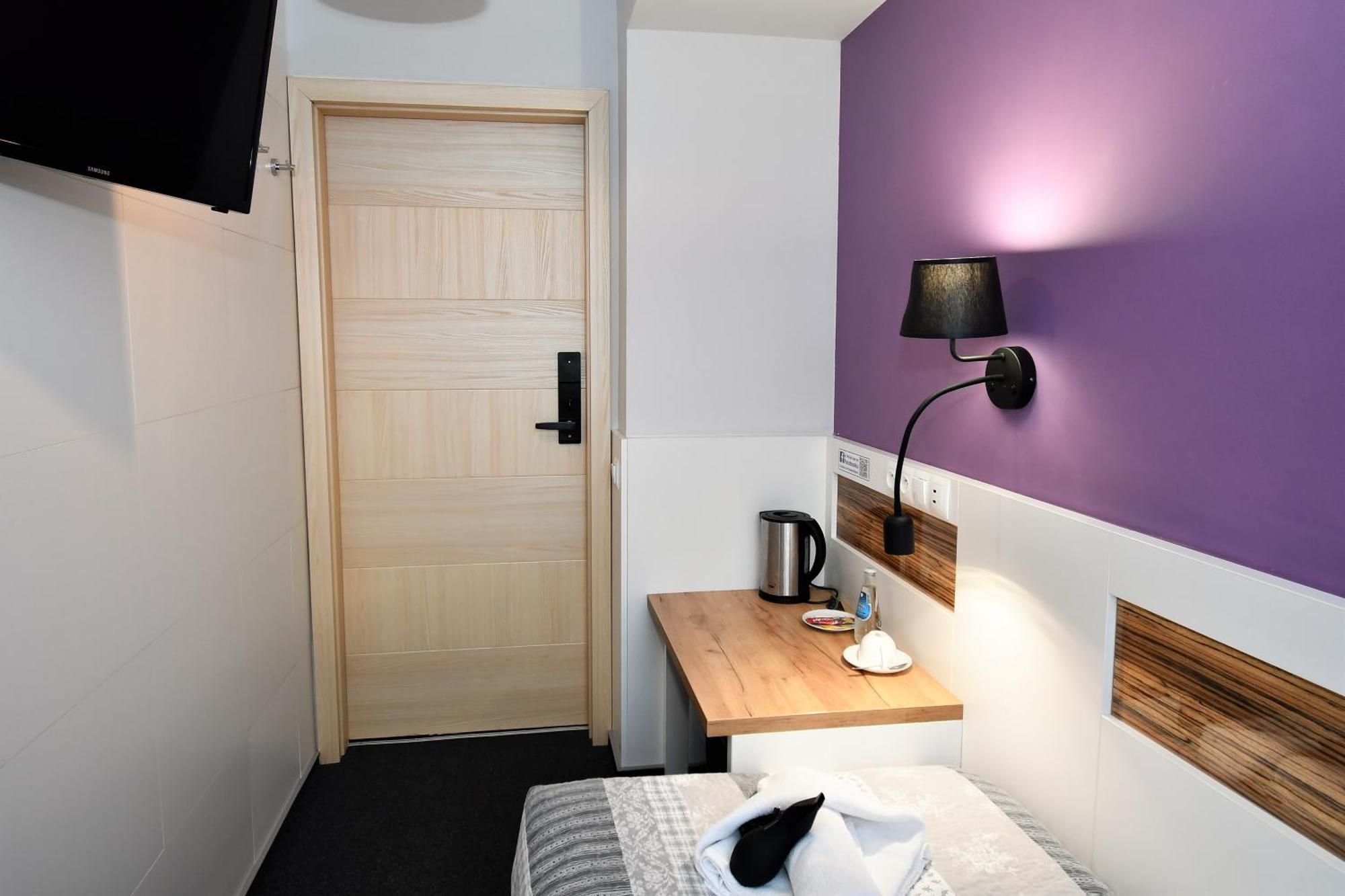 Sleepinn Airport Bed & Breakfast Gdansk