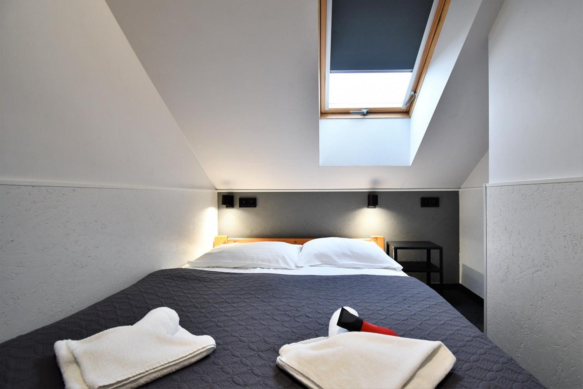 Bed & Breakfast Sleepinn Airport 3*