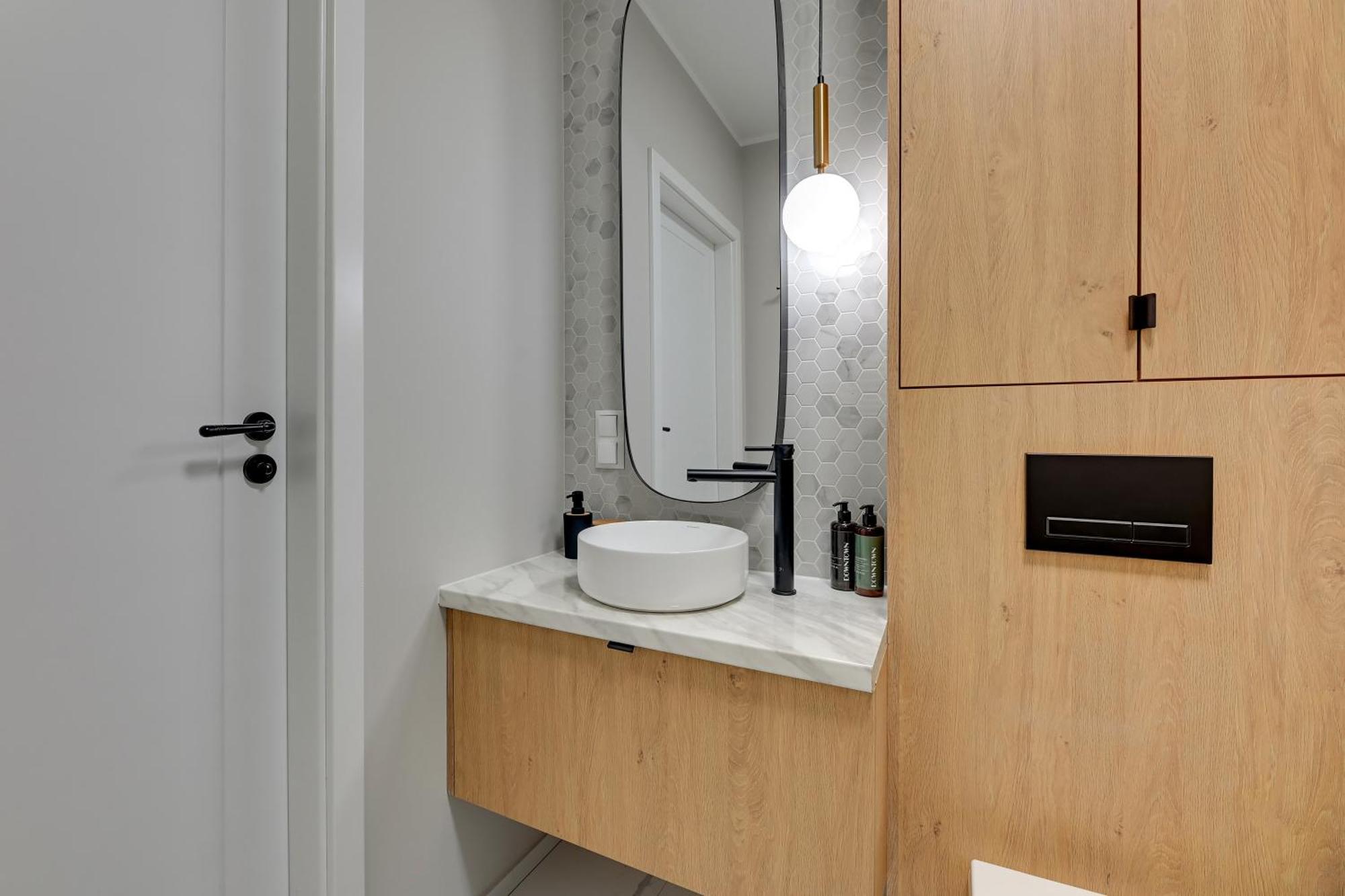 Waterlane Vintage - Fitness & Parking By Downtown Apartment *