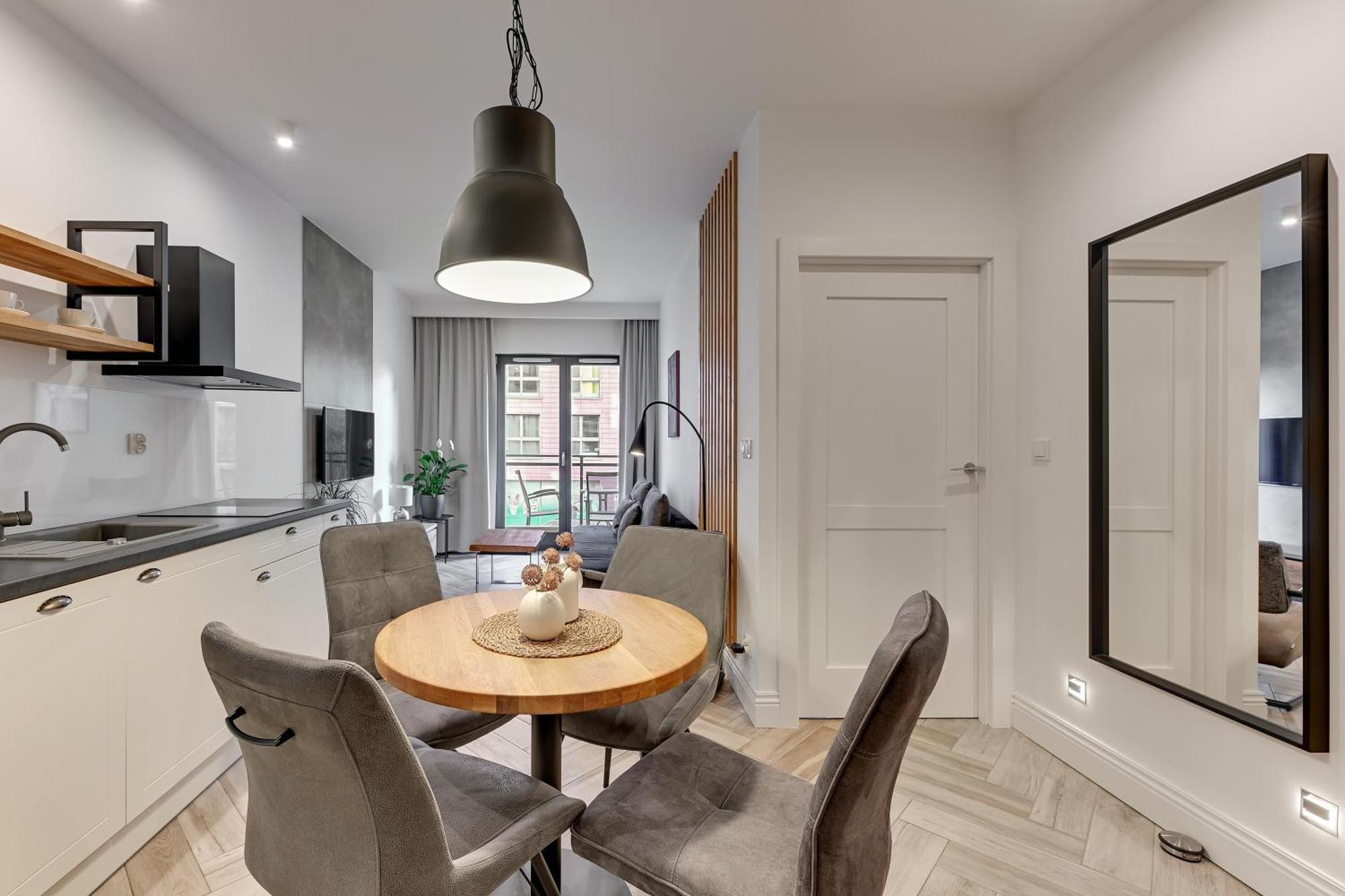 Aura Iii & Free Parking By Downtown Gdansk