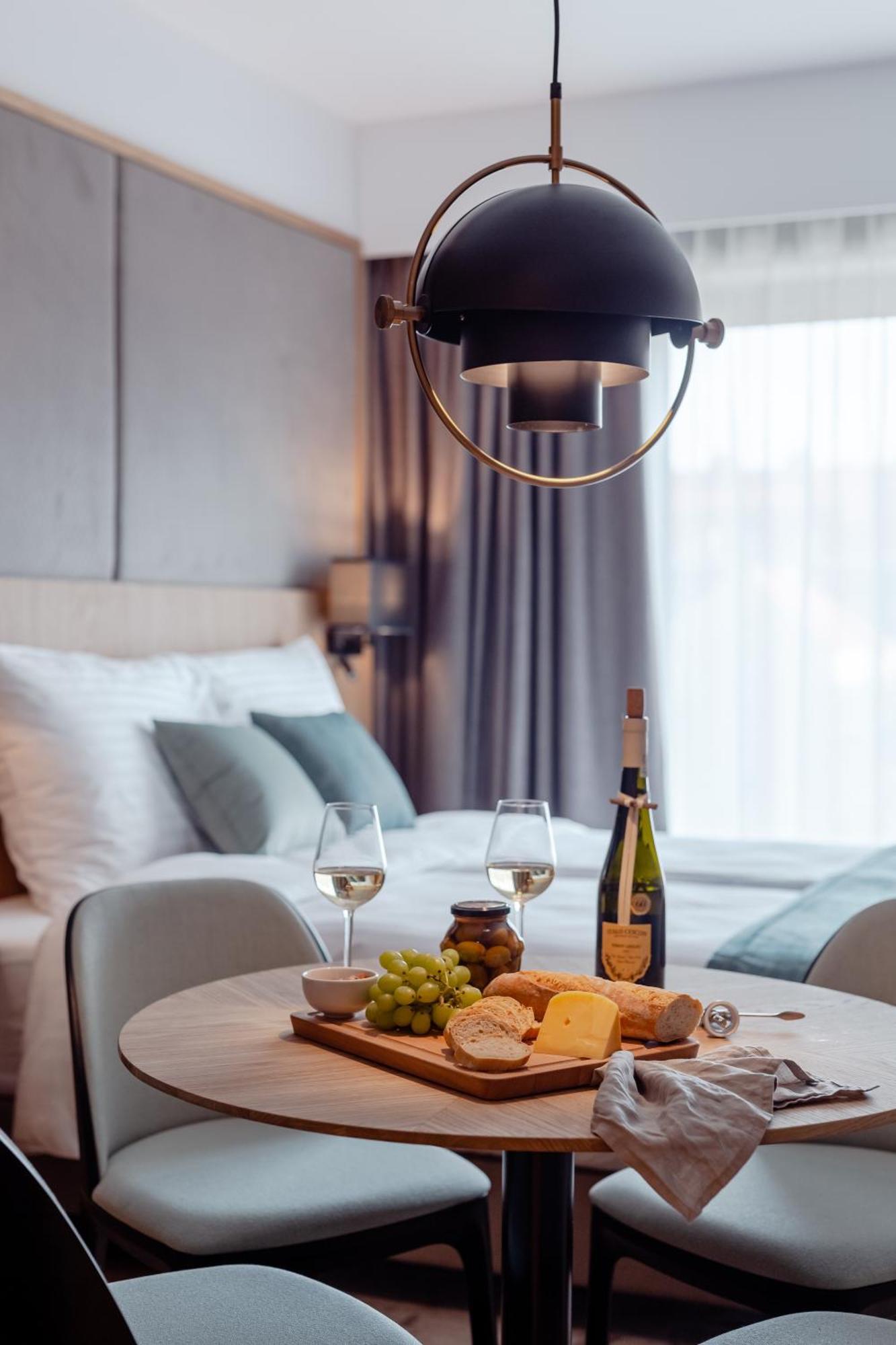 Deo Plaza Premium By Rent Like *