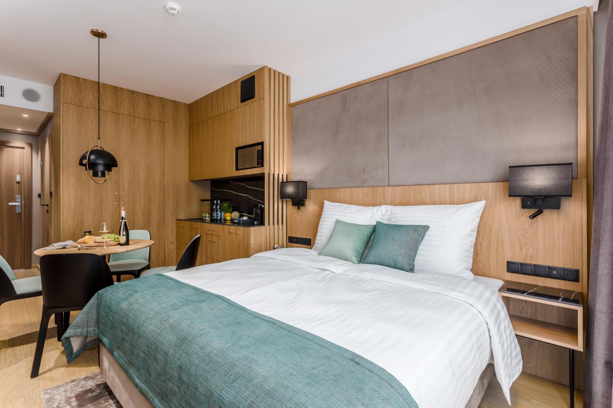 Deo Plaza Premium By Rent Like Aparthotel *
