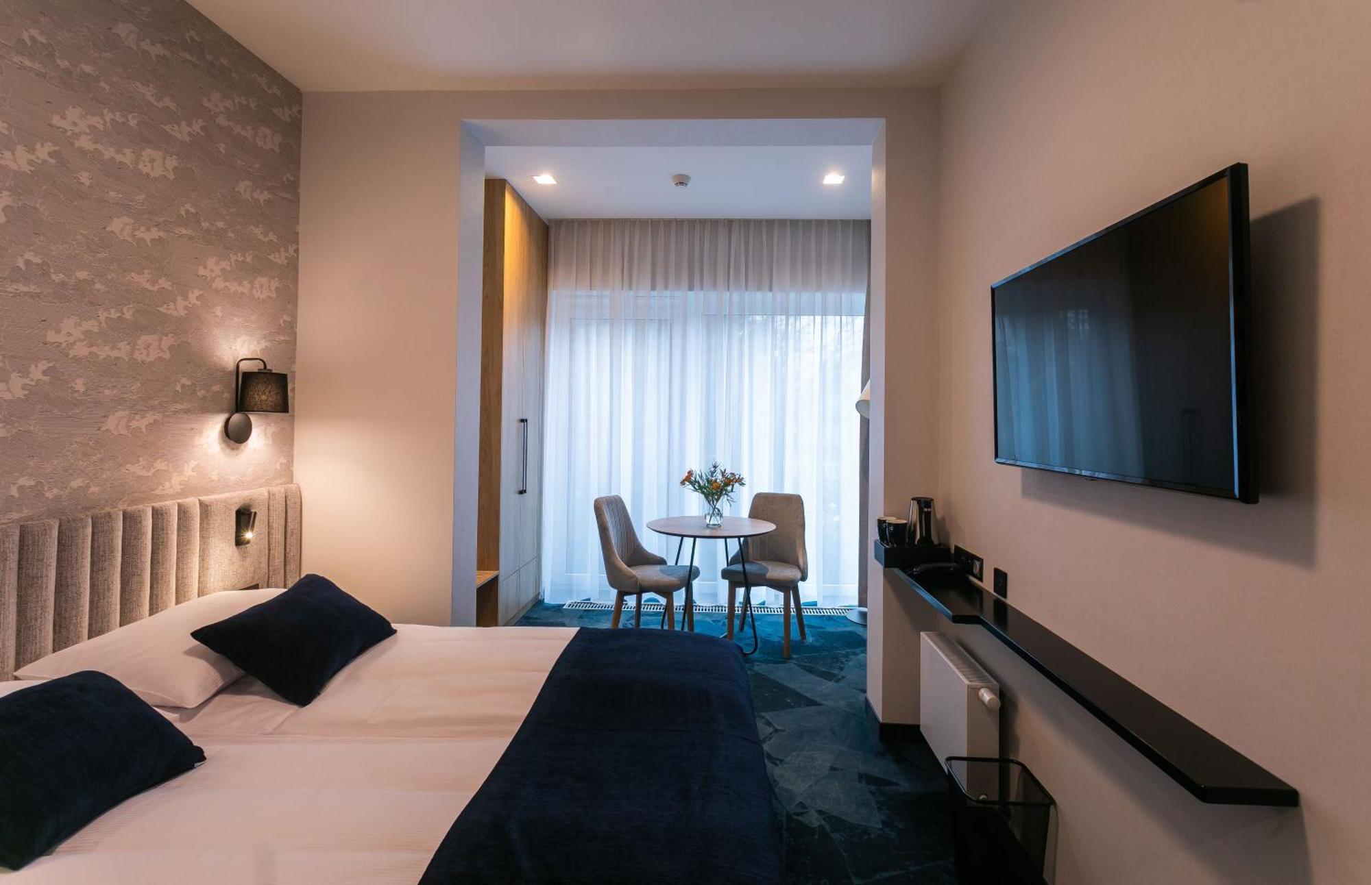 Vesper House Hotel