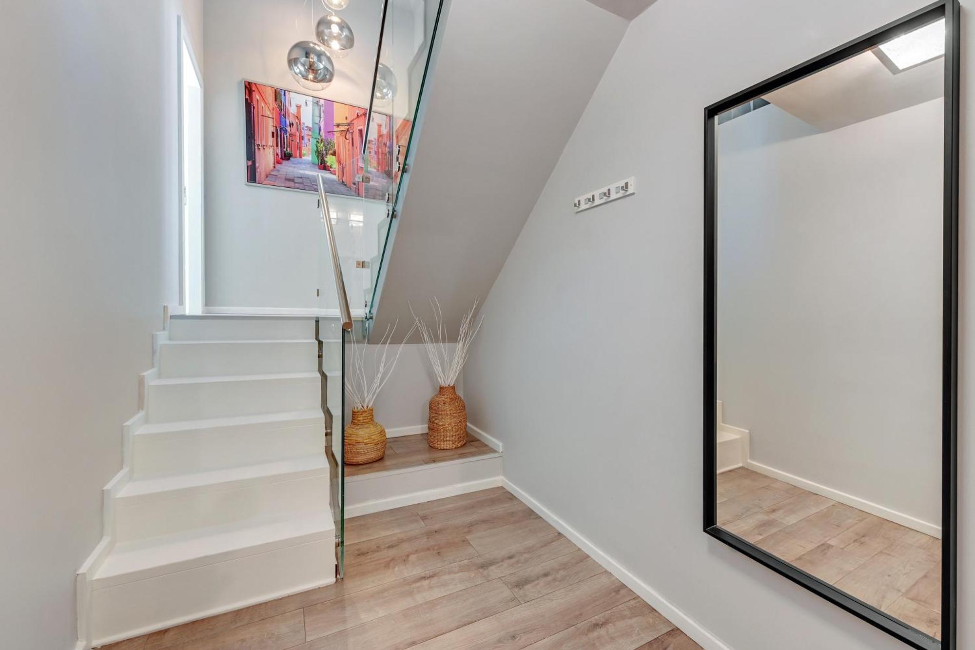 Apartamento Waterlane Riverside Spa, Pool & Gym By Downtown