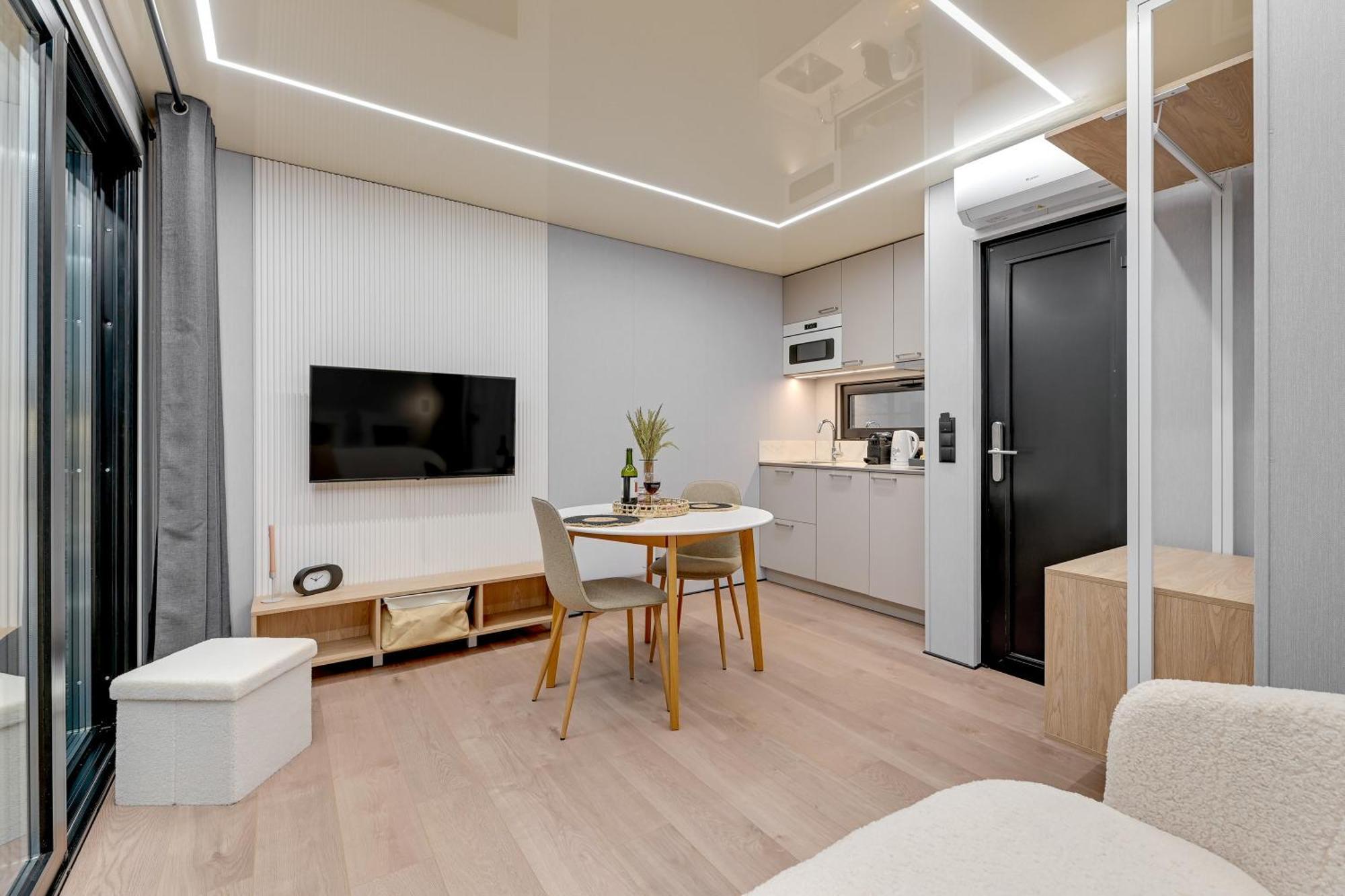 Na Wodzie - La Mare Motlava Houseboats With Sauna By Downtown