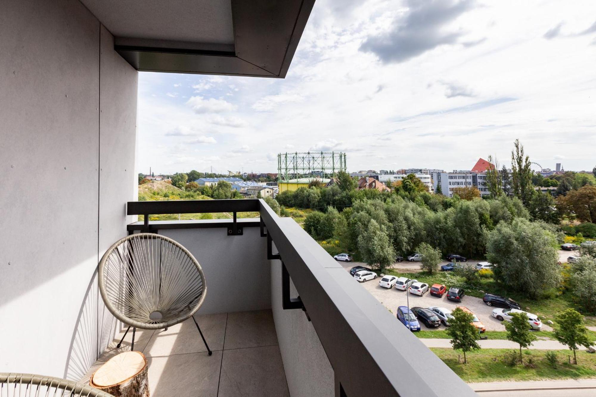Doki Living - Foodhall & Parking By Downtown Apartment