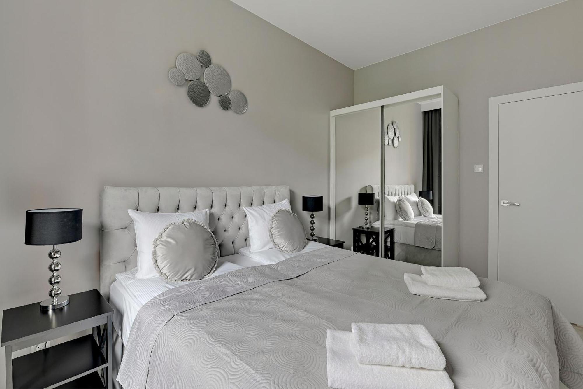 Blue Mandarin Riverside Premium Sauna & Gym Apartment *