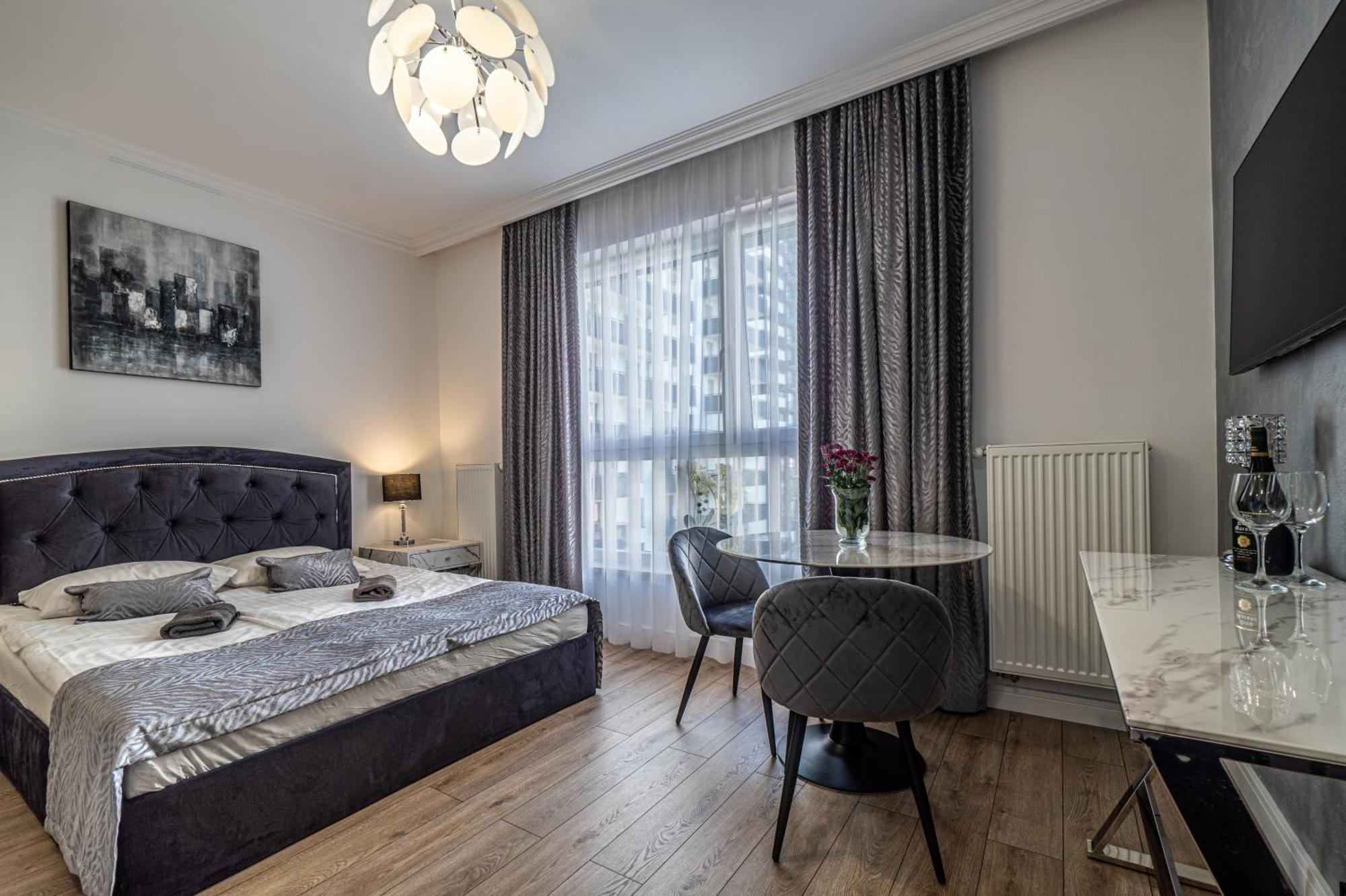 Private Parking, Secure Building - Old Town & Main Station * Gdańsk
