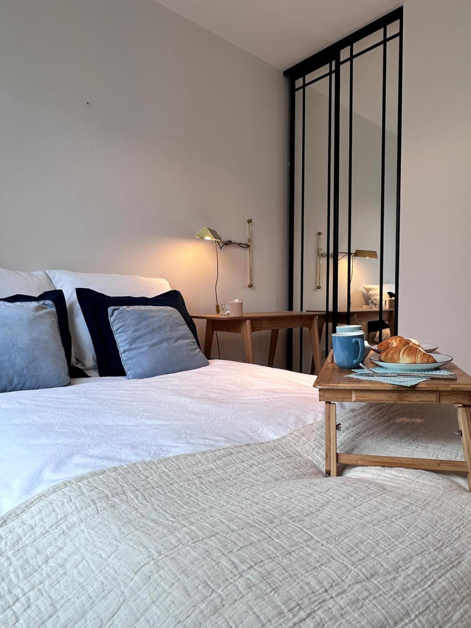Maya's Flats & 73 - Garnizon Apartment