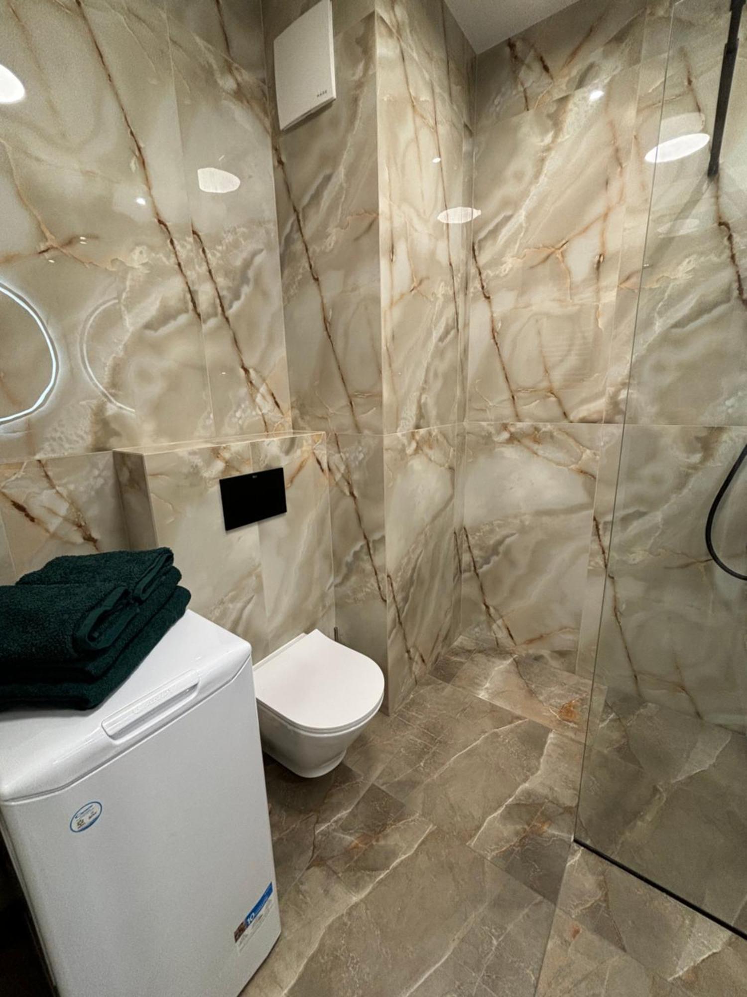 Totu Today-sienna Grobla Apartamenty, Faktura Vat, Self Check-in Lägenhet *