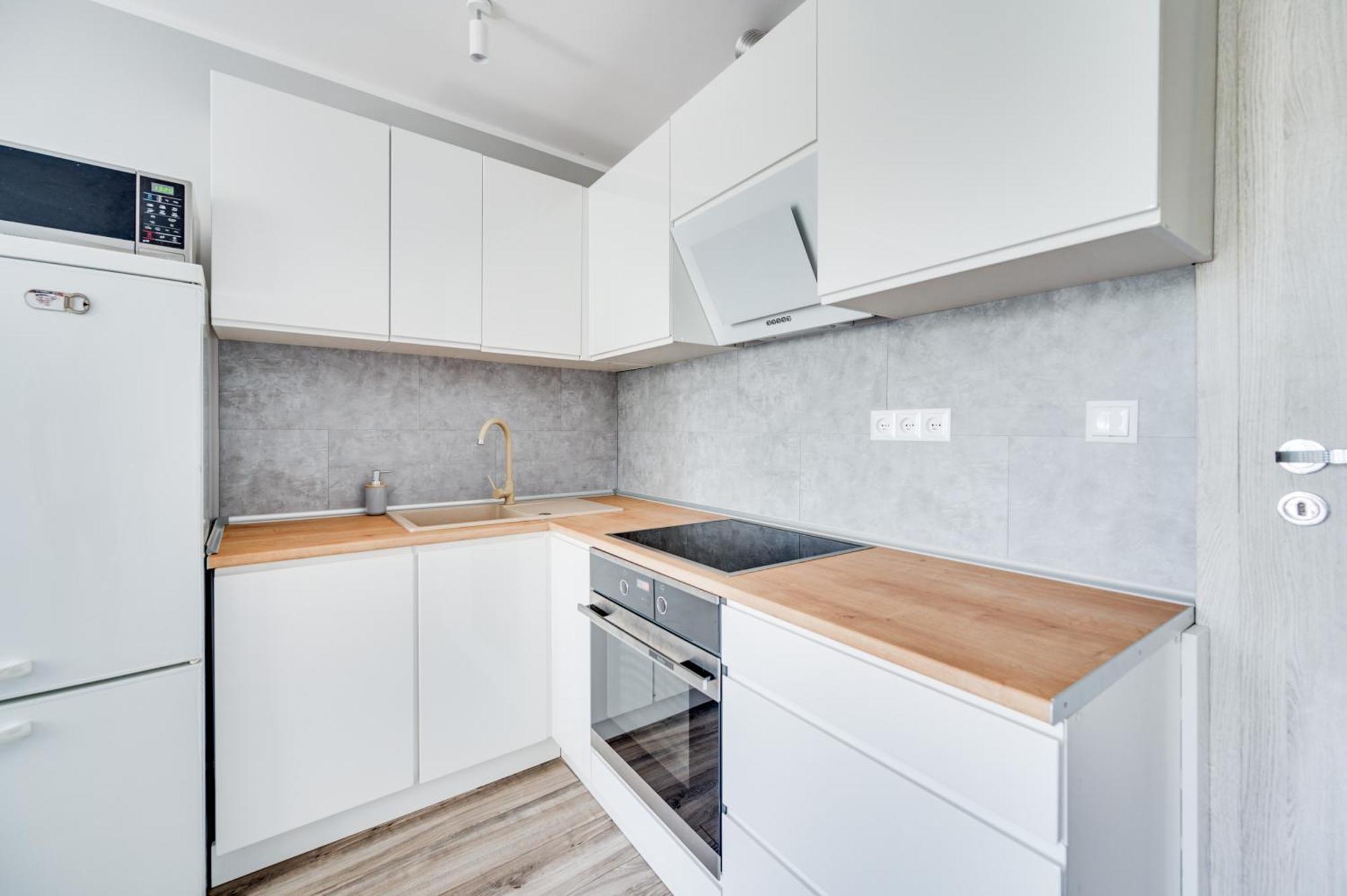 Piastowska 90a -b By Homeprime *