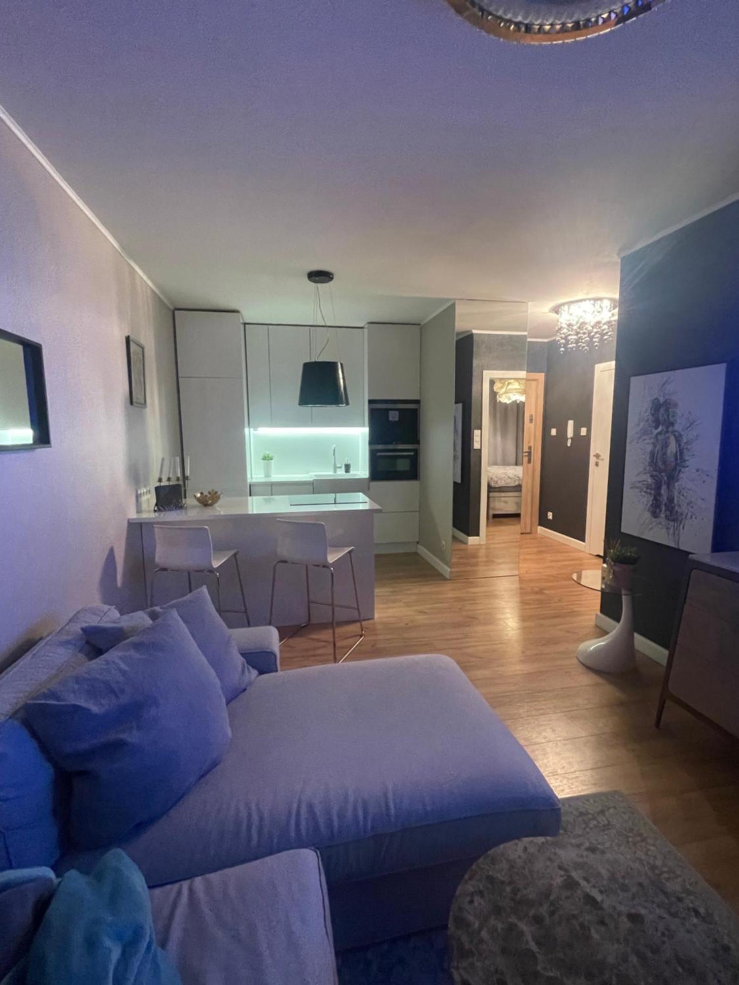 Leo Apartment *