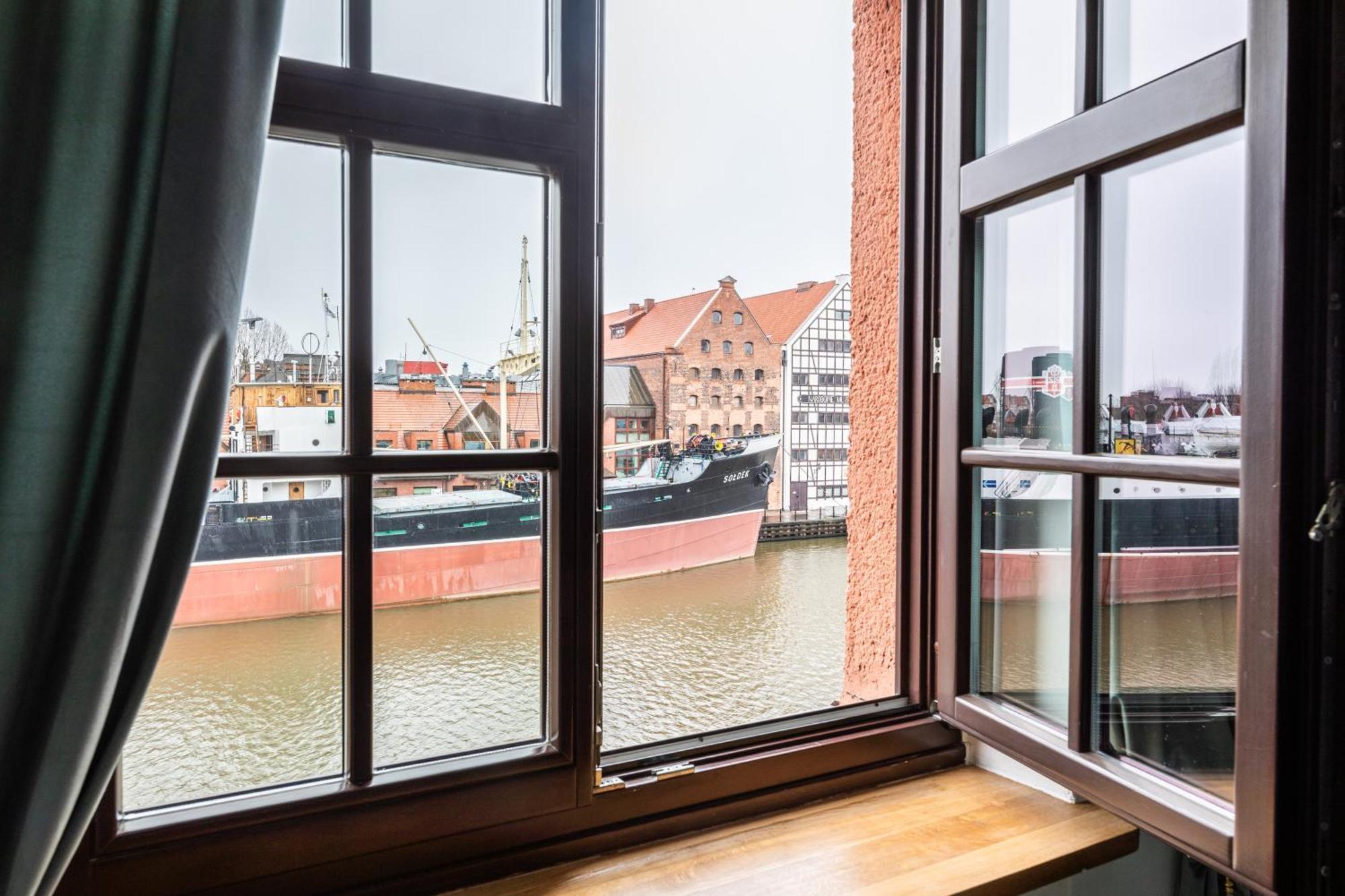 Apartment Motlawa - Old Town & River Viev, Fast Wifi