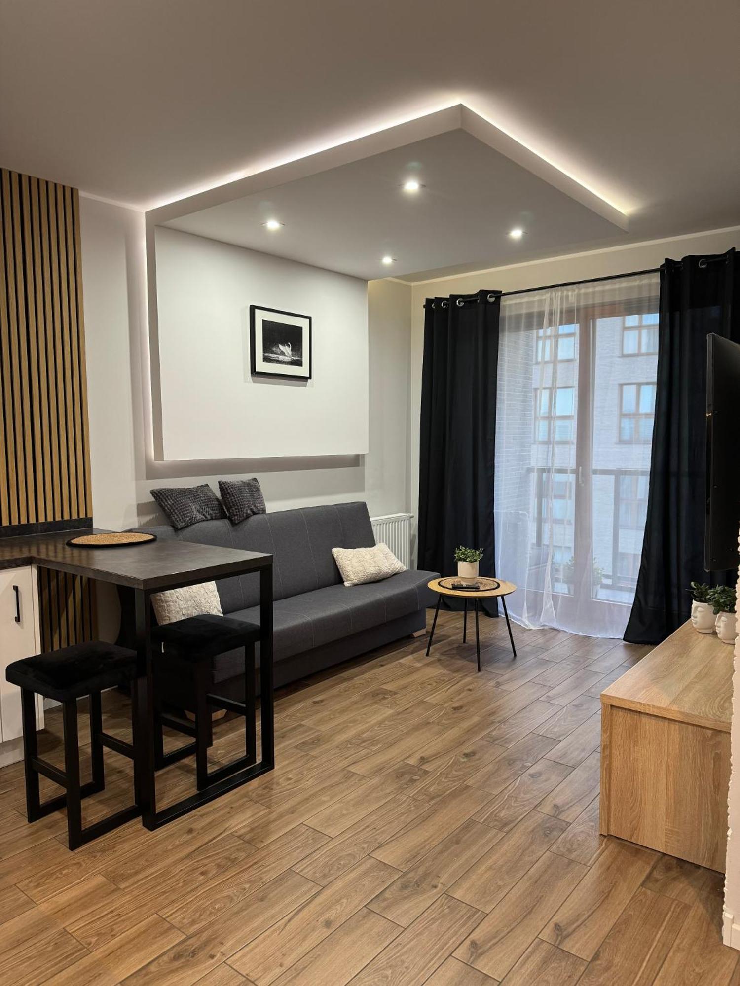 Mailo Apartament & Parking *