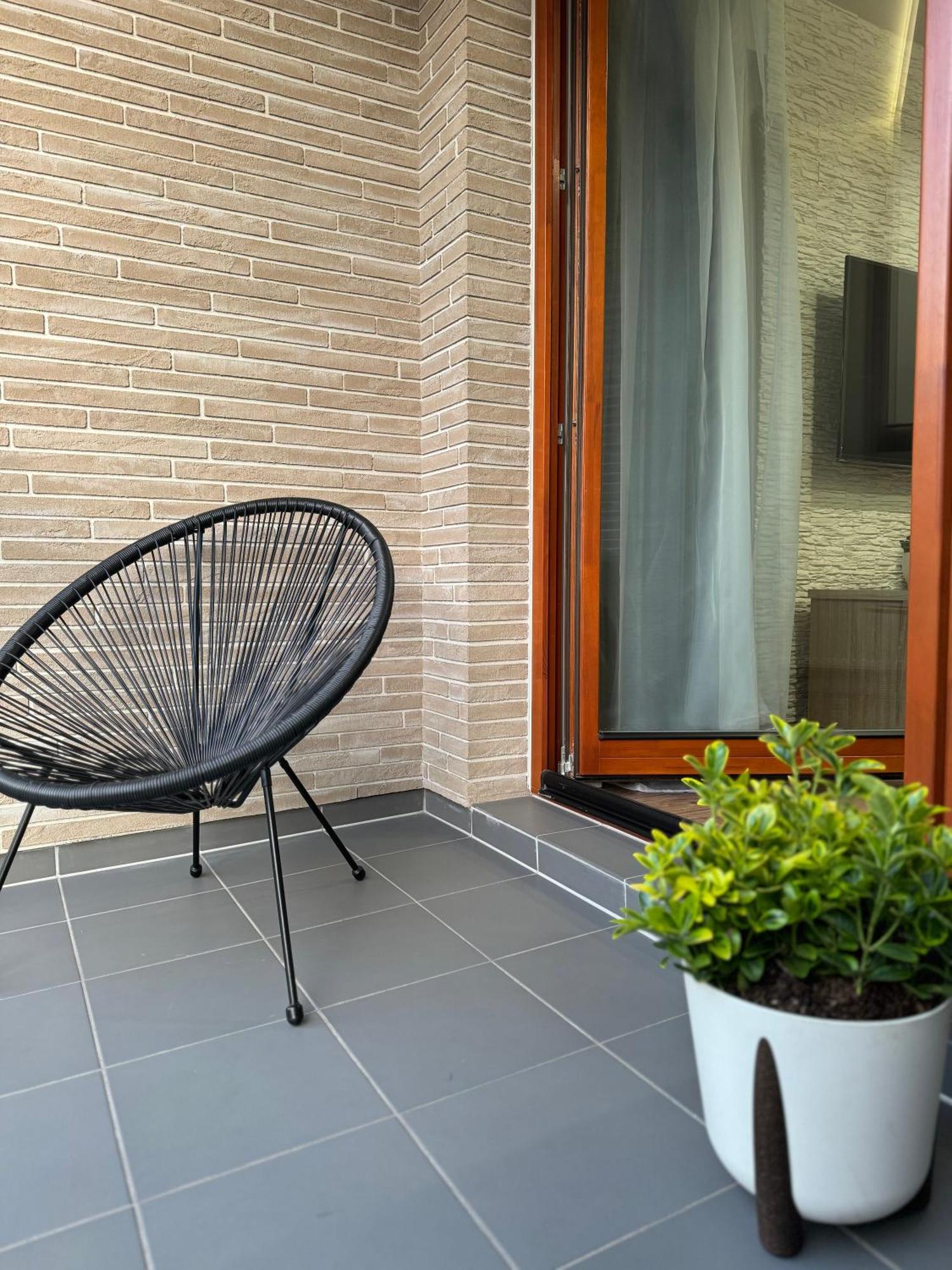 Mailo Apartament & Parking Apartment *