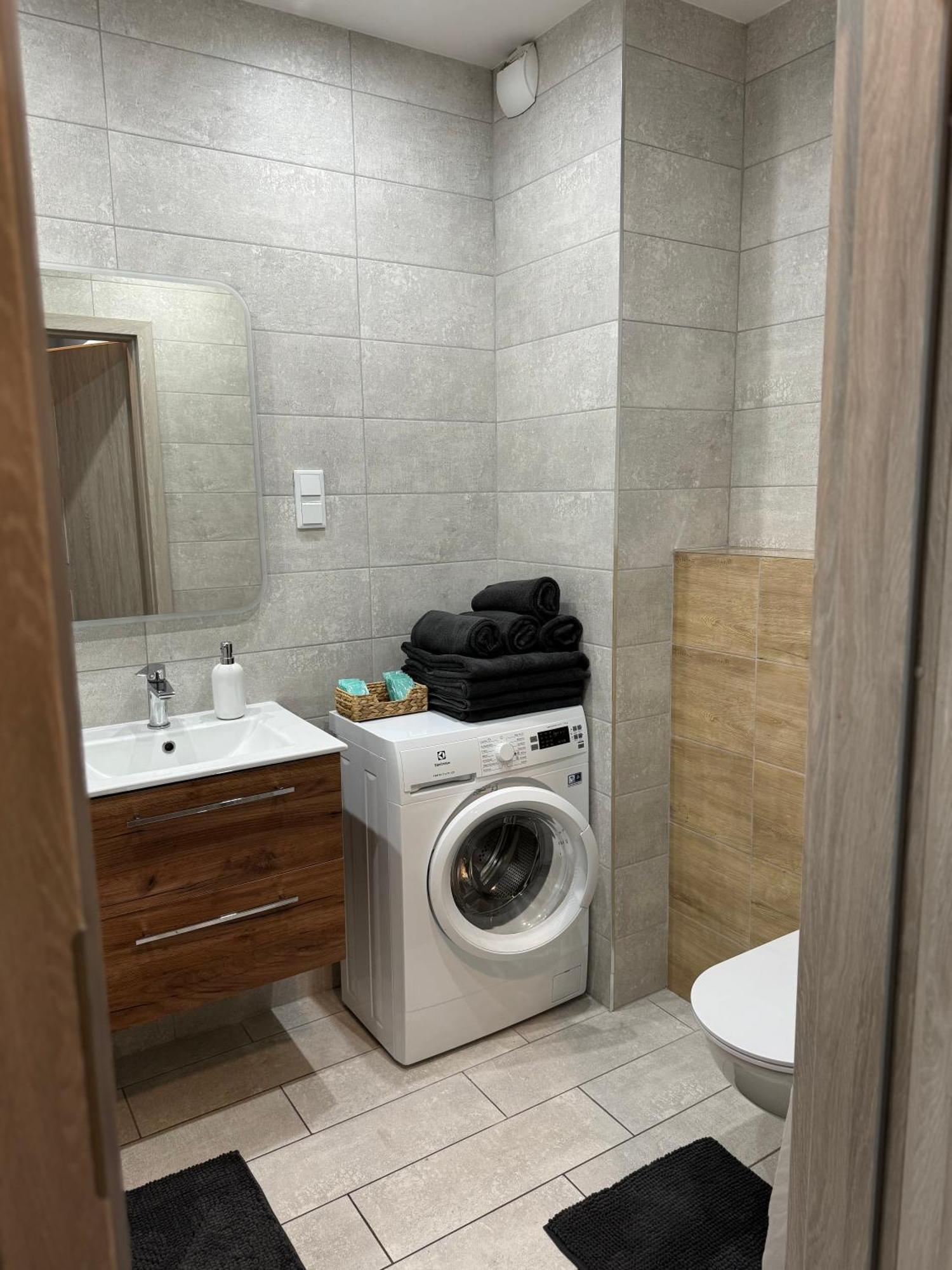 Mailo Apartament & Parking *
