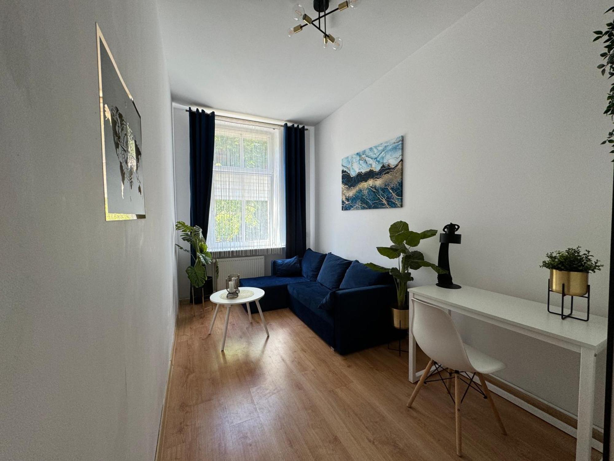 Green Corner In Downtown , Fiesta Apartment *