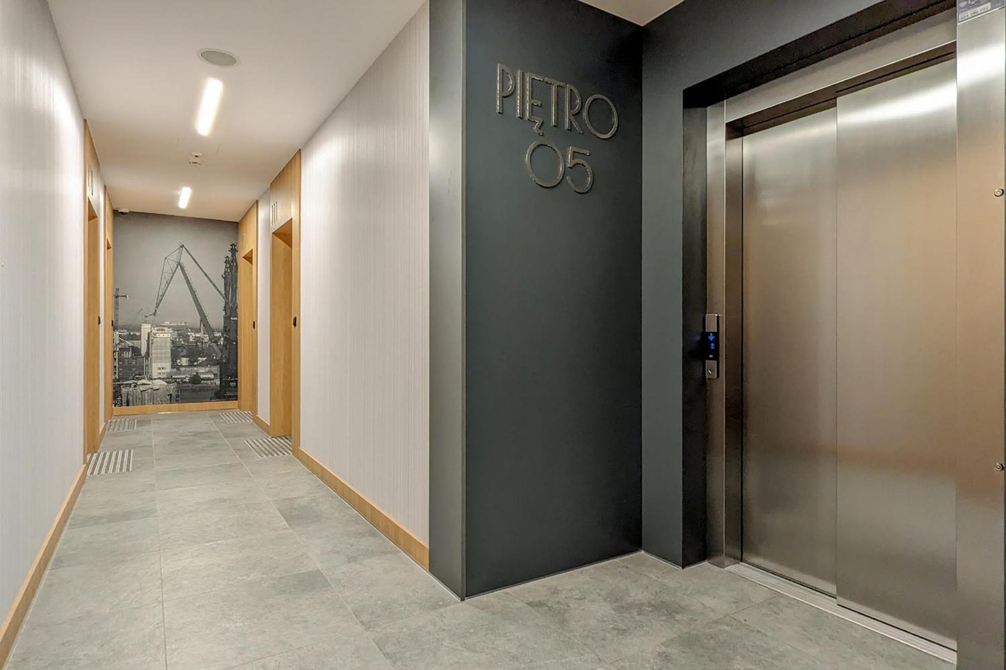 Bastion Walowa With Parking By Renters Prestige *