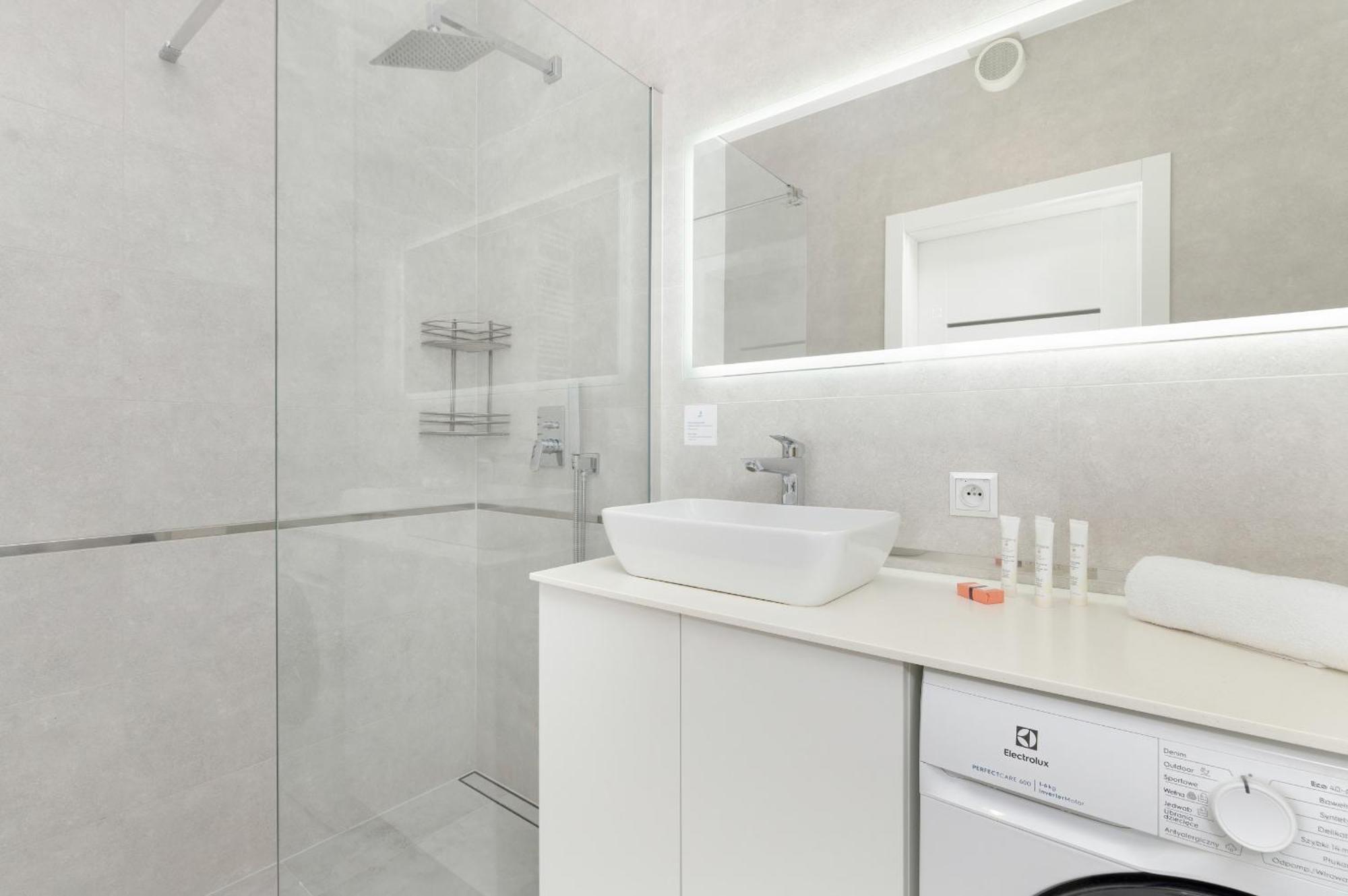 Bastion Walowa With Parking By Renters Prestige * Gdansk