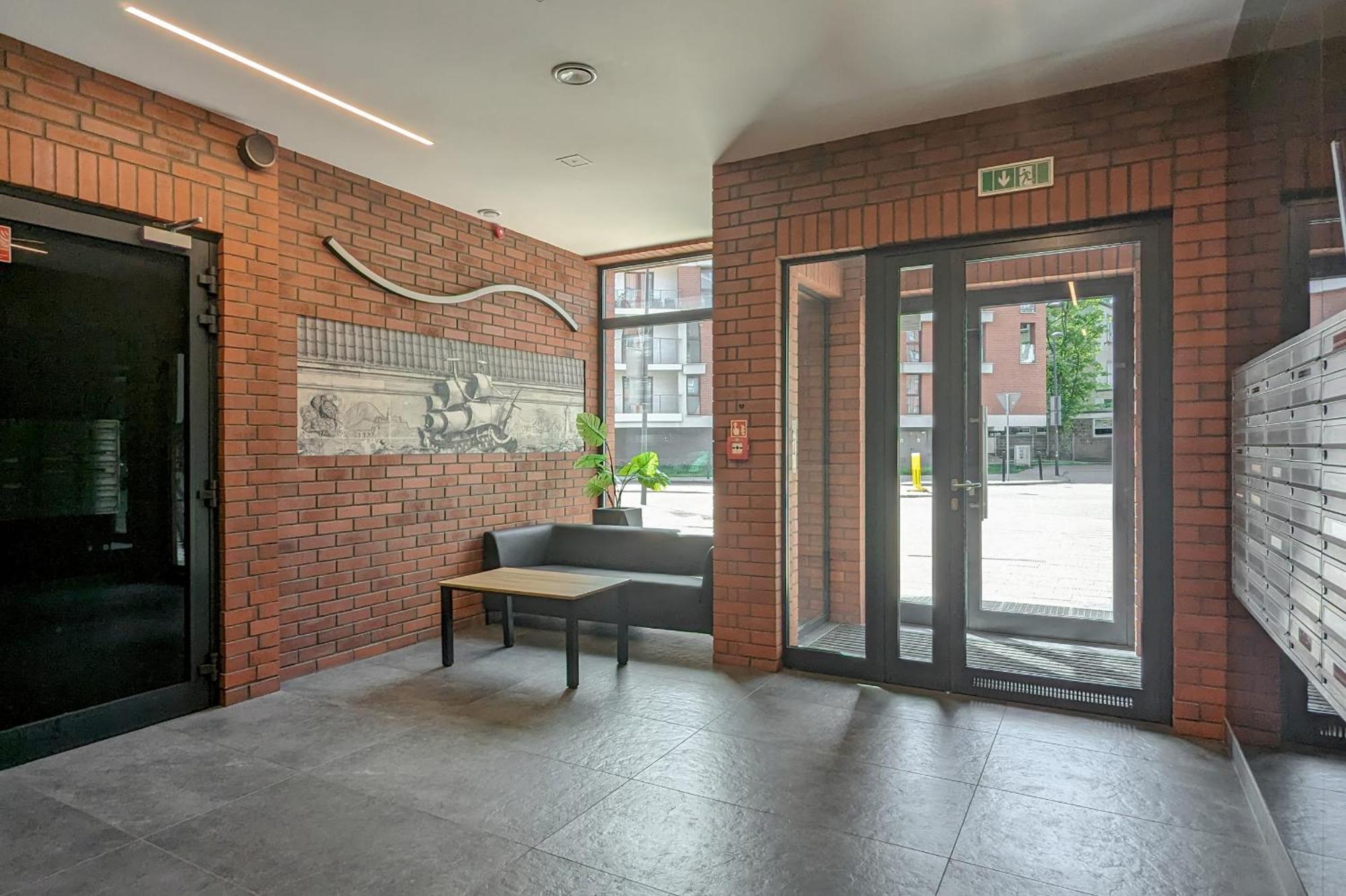 Bastion Walowa With Parking By Renters Prestige Gdańsk