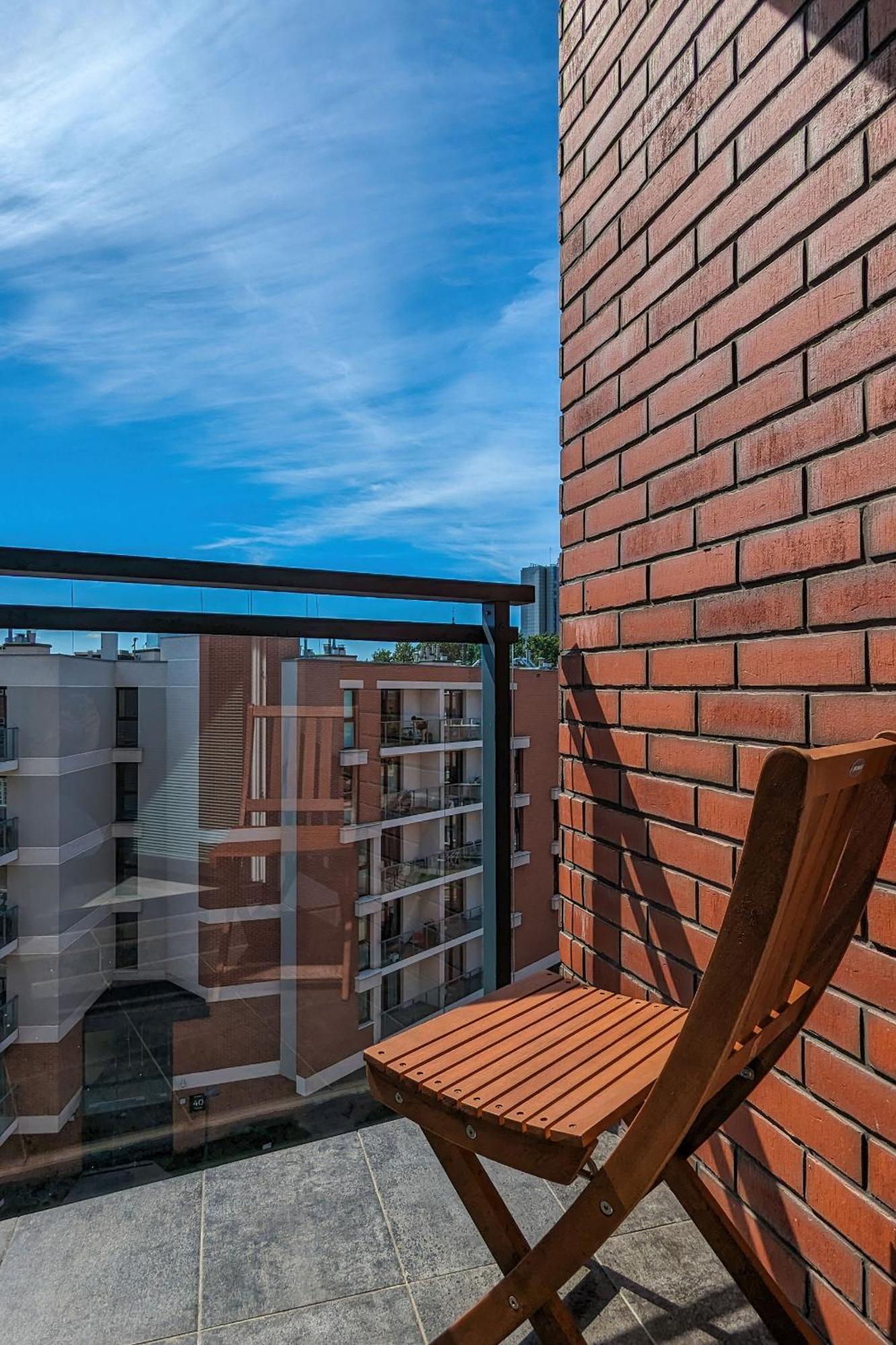 Bastion Walowa With Parking By Renters Prestige Lägenhet Gdańsk