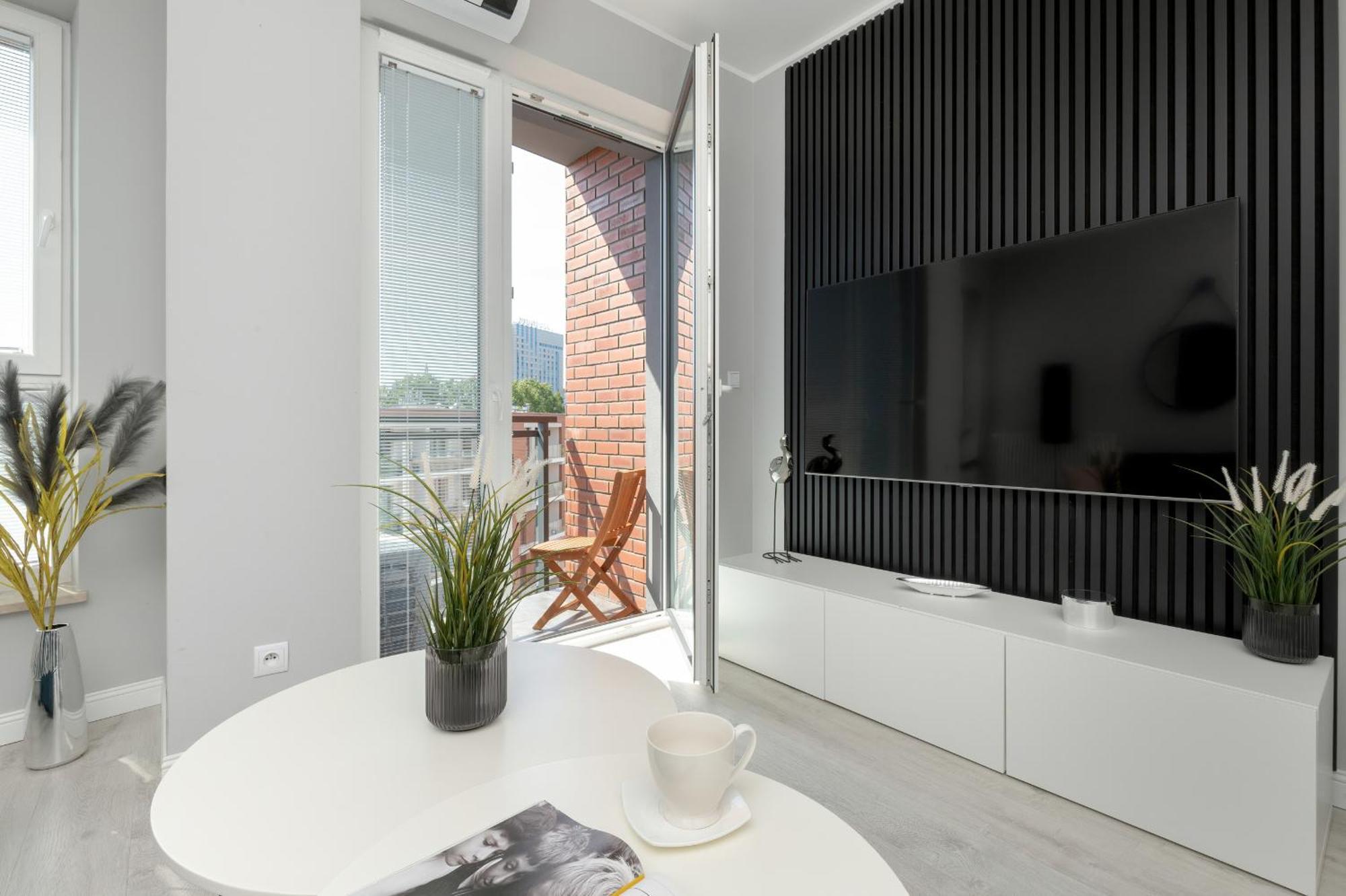 Apartment Bastion Walowa With Parking By Renters Prestige *