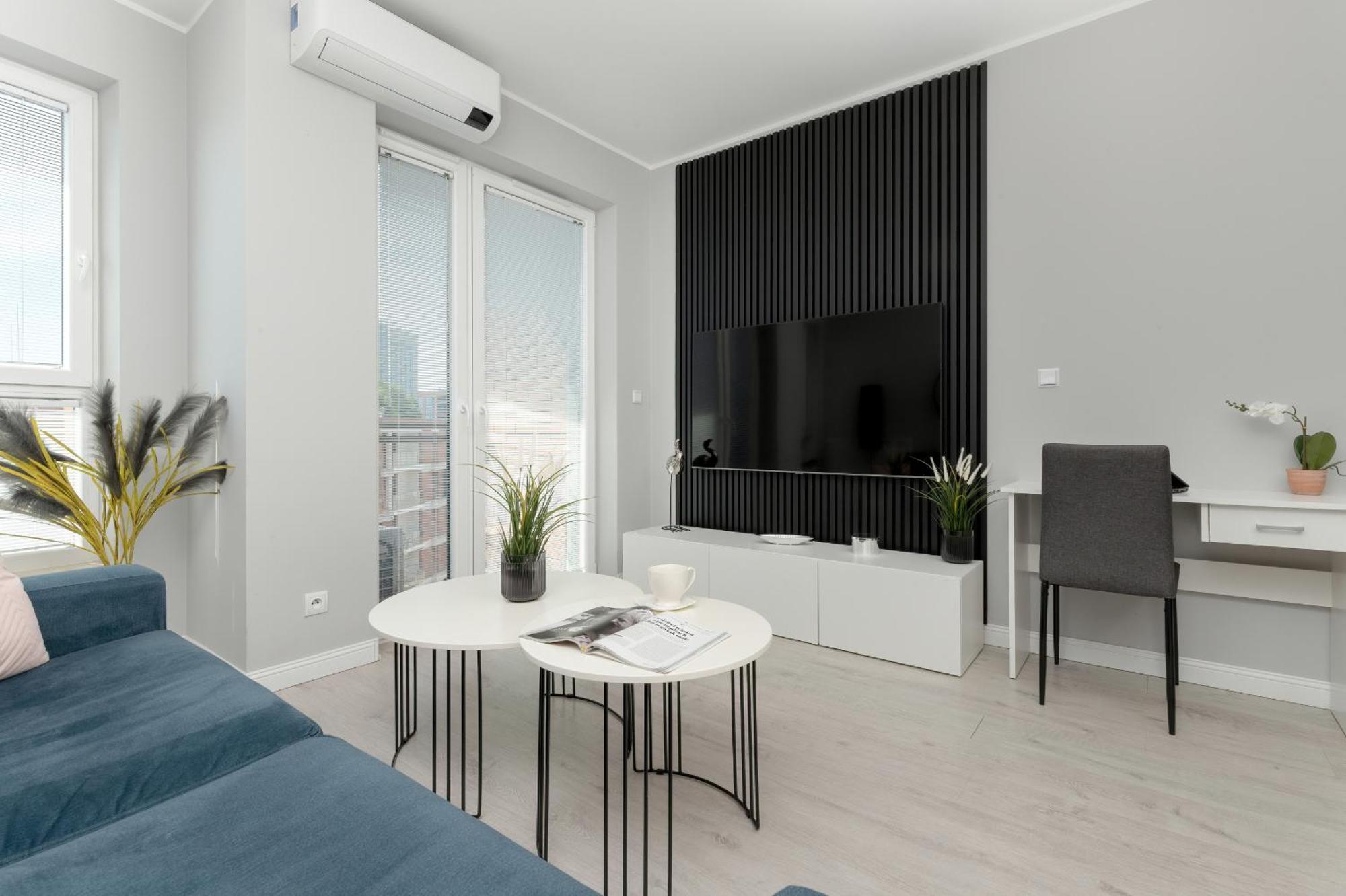 Bastion Walowa With Parking By Renters Prestige