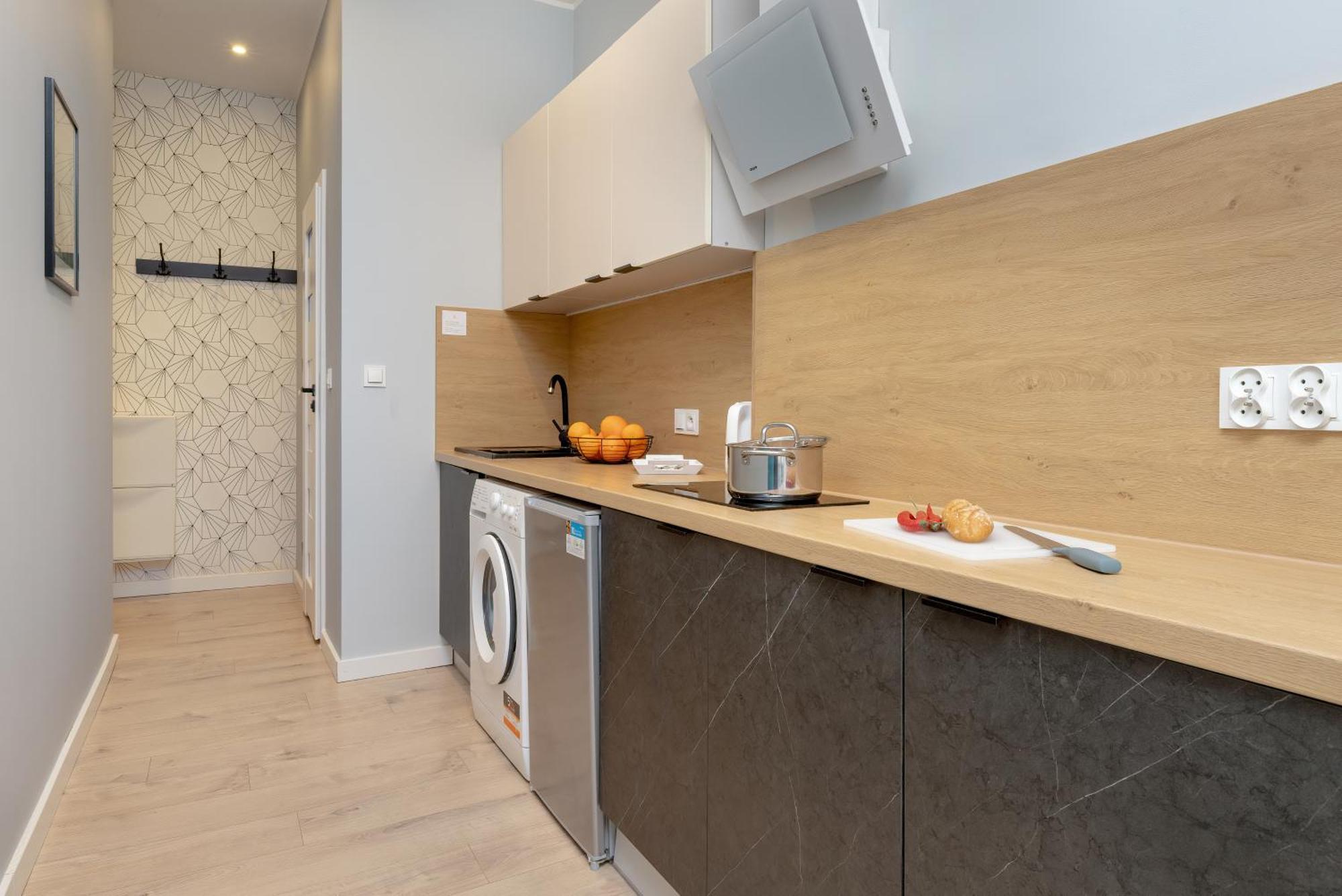 Apartment Cosy Near The Old Town By Renters