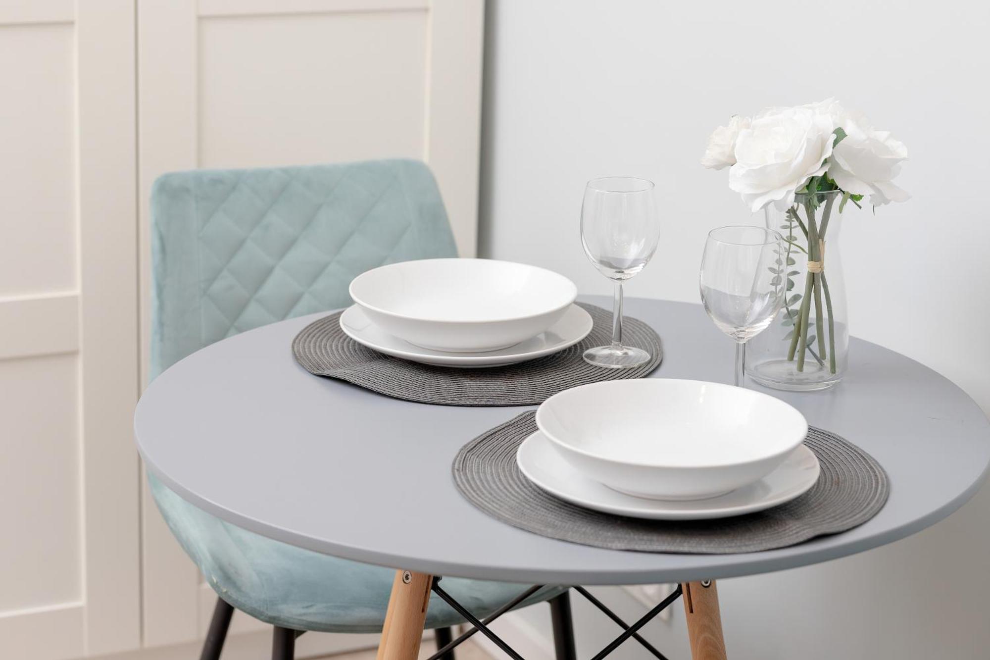Cosy Near The Old Town By Renters *