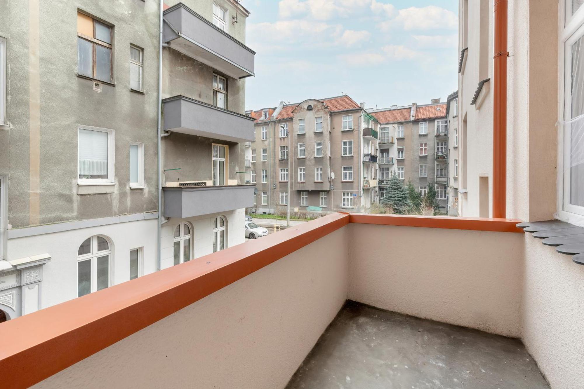 Cosy Near The Old Town By Renters Apartment