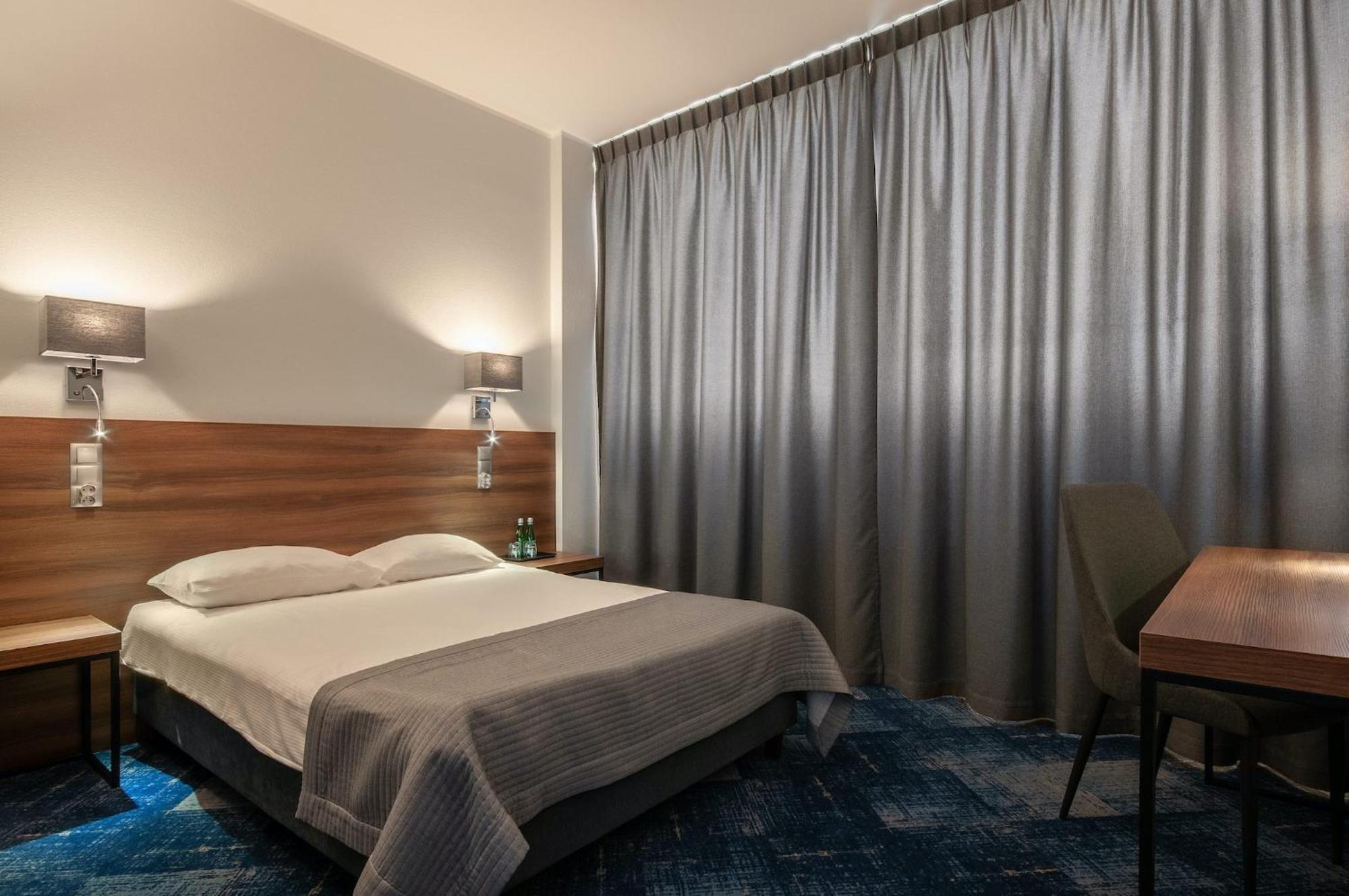 Hotel Oliwski 3*