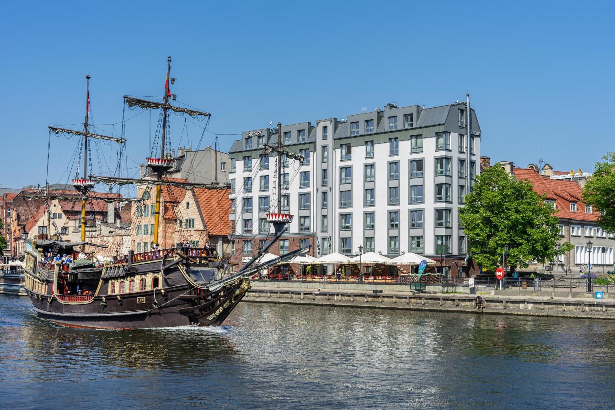 Chrobry Grodzka 10 Aparthotel 3*