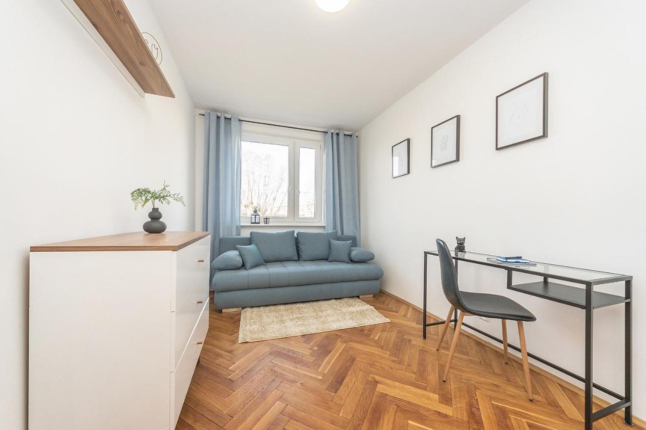 Glow Apartments, Kolobrzeska *