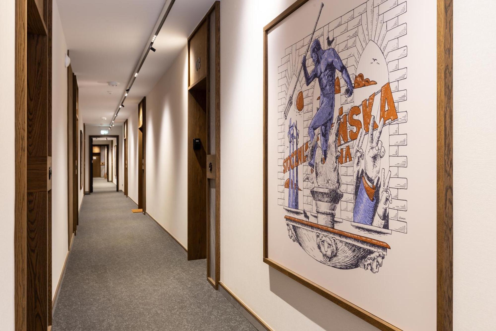 Scala Center & Parking By Downtown *