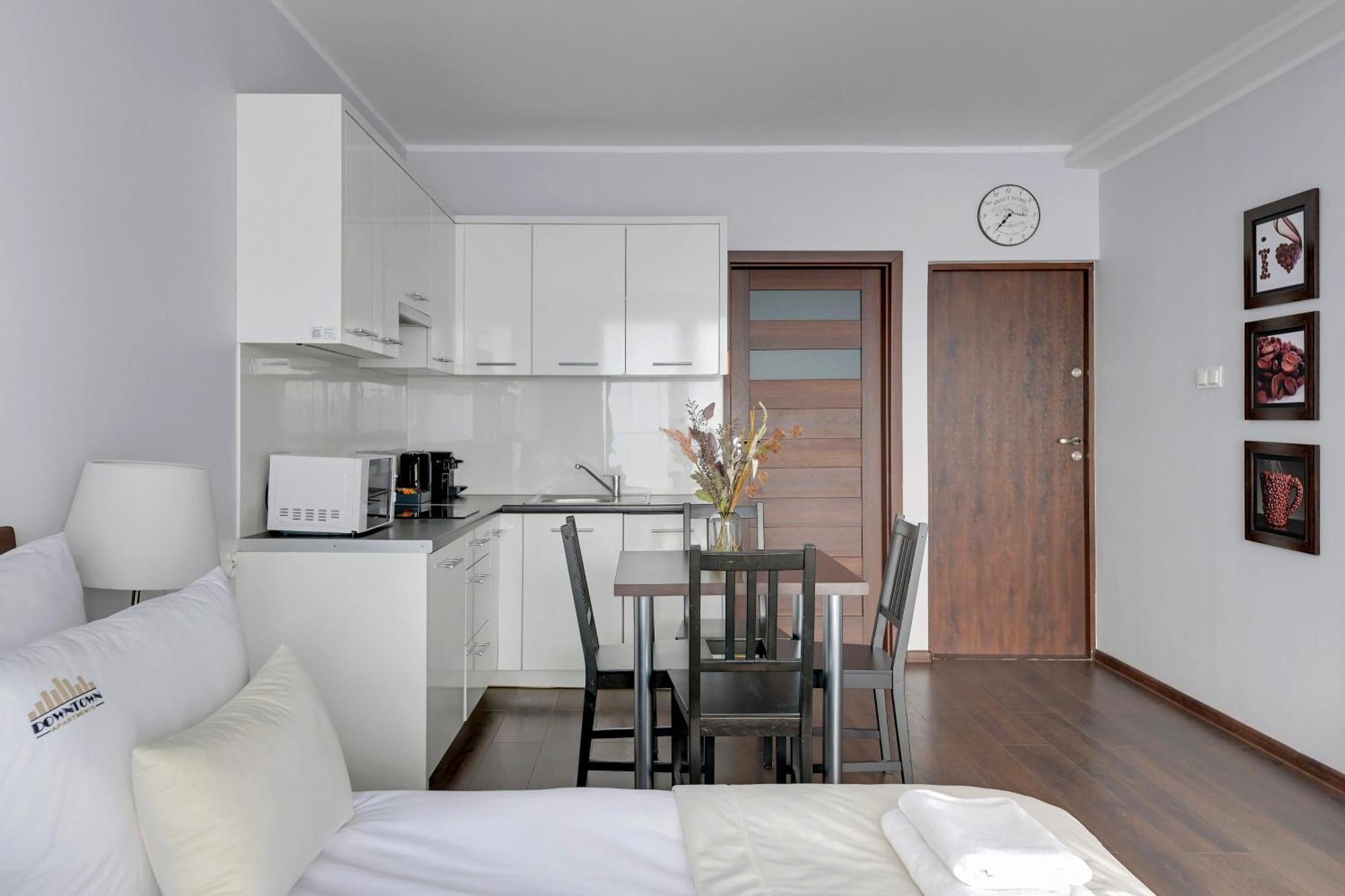 Scala Center & Parking By Downtown *