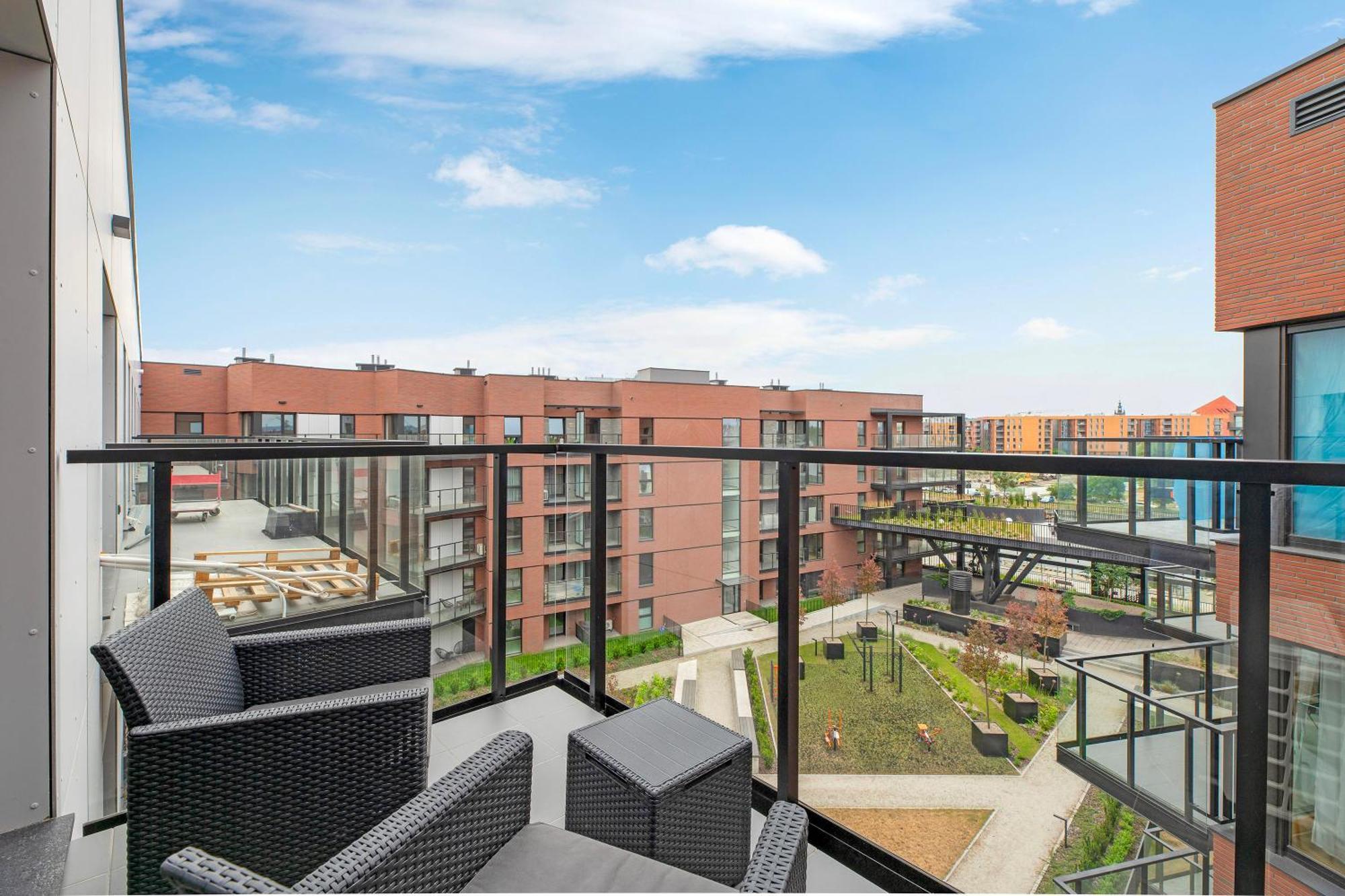 Nadmotlawie Estate Gym, Sauna & Parking By Downtown