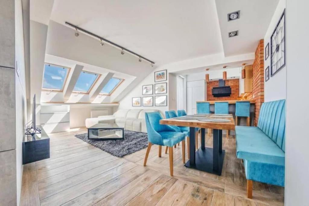 Apartment Close-golden - Cozy And Bright - Great Location &swietej Barbary Gdansk