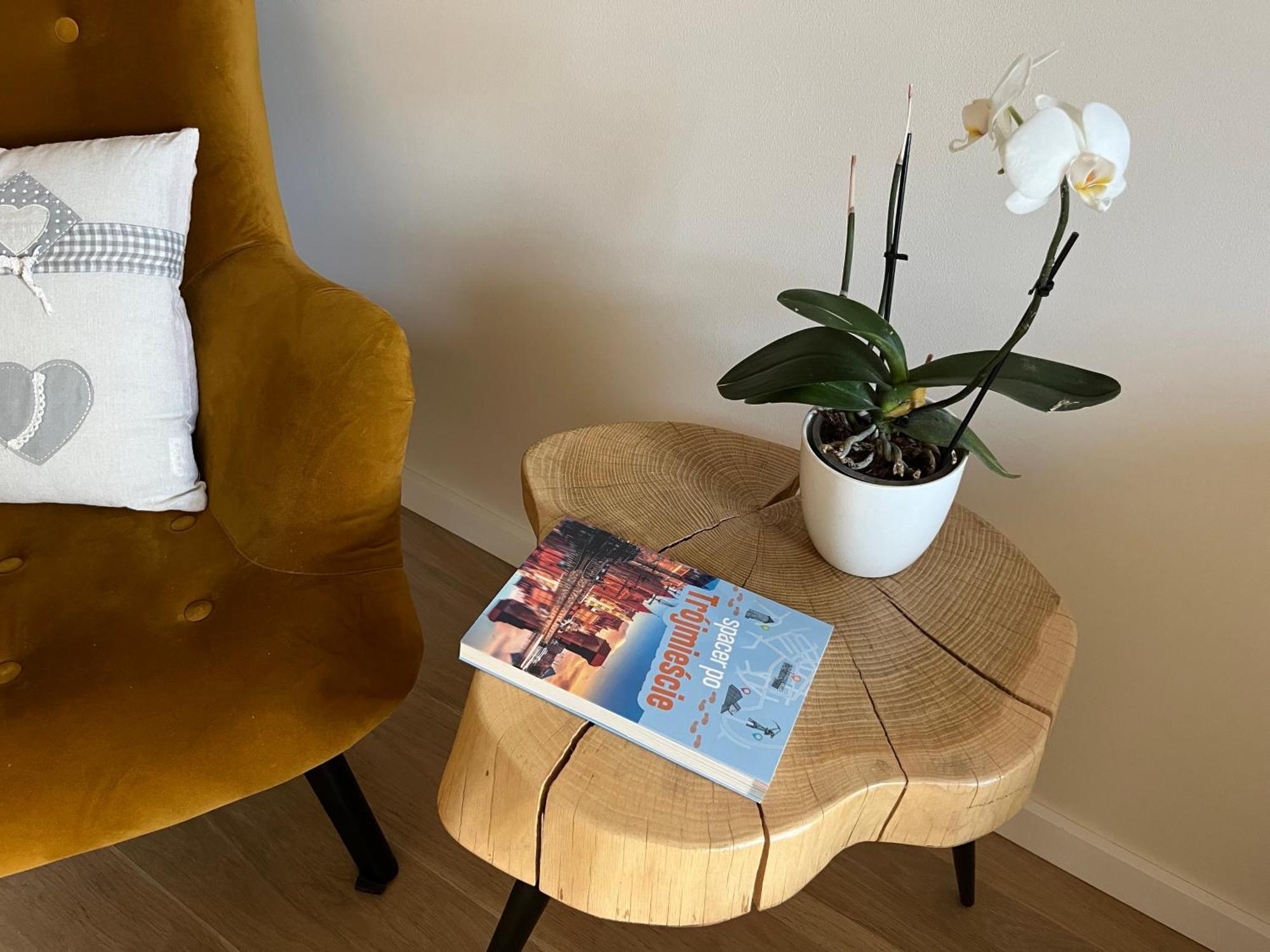 Apartament Futura Z Ogrodkiem - Parking - Niania Apartment Gdansk