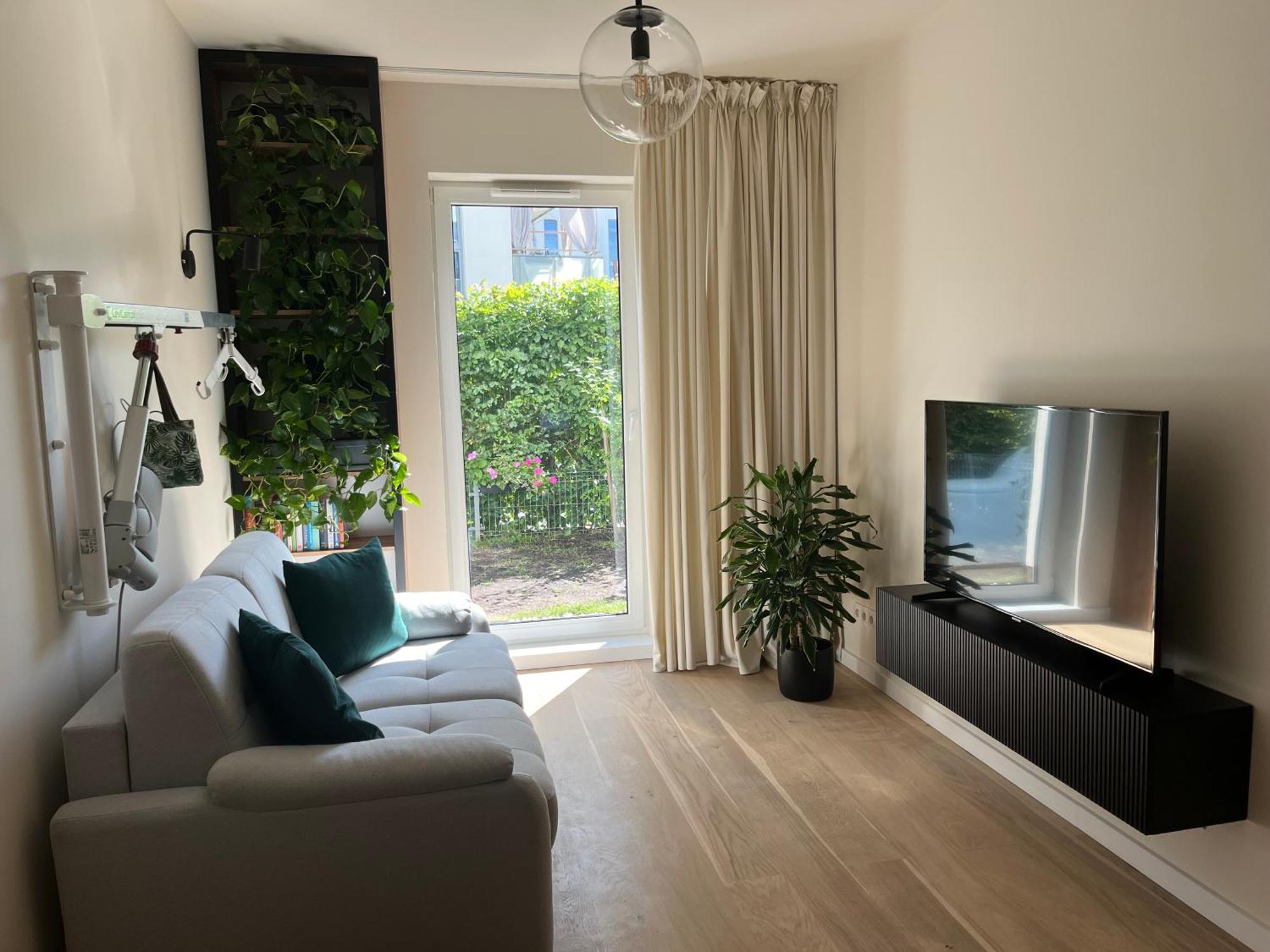 Apartament Futura Z Ogrodkiem - Parking - Niania Apartment *